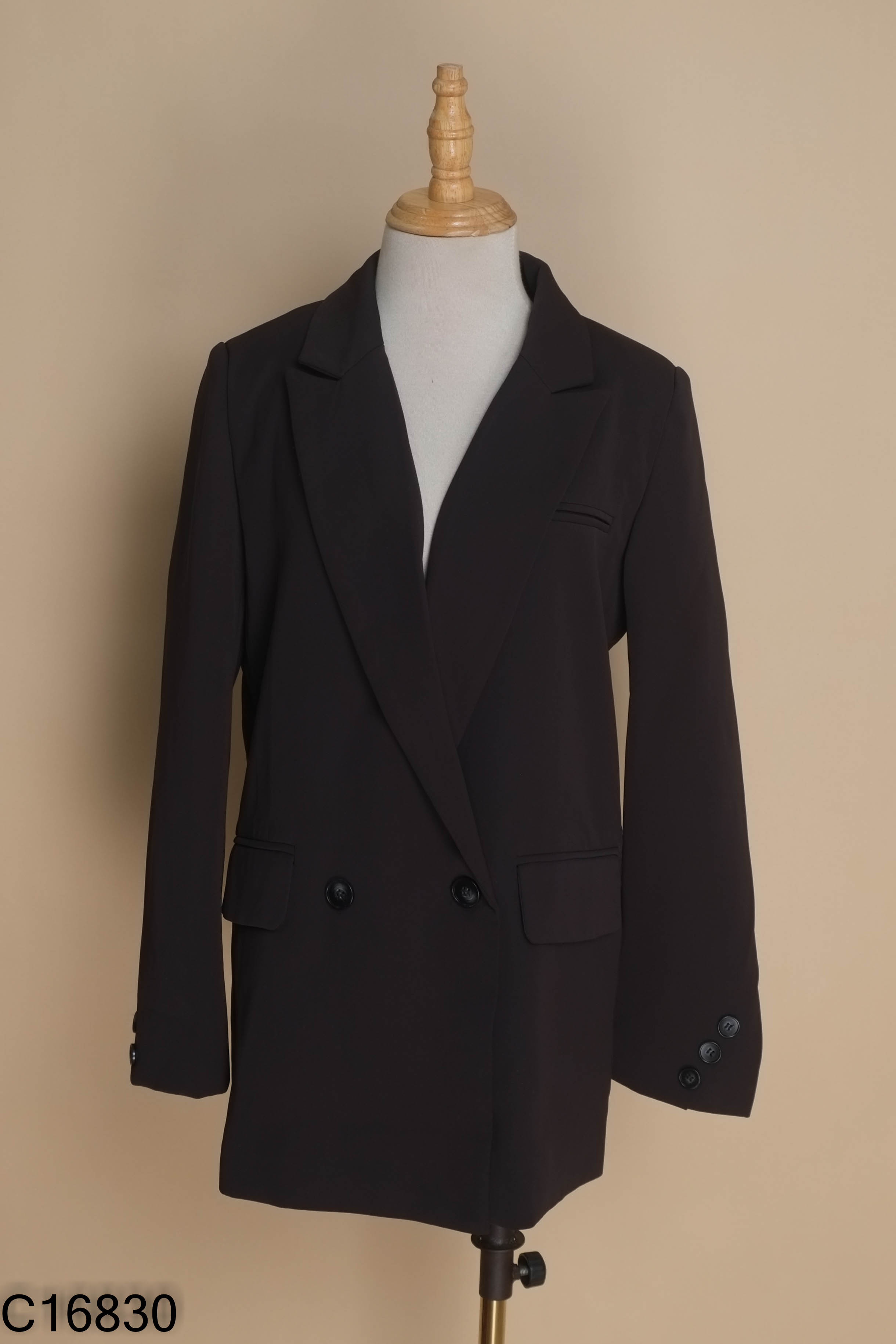 Áo blazer đen THE FRONT
