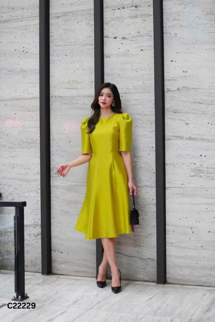 Váy S.PEARL xanh vàng trơn