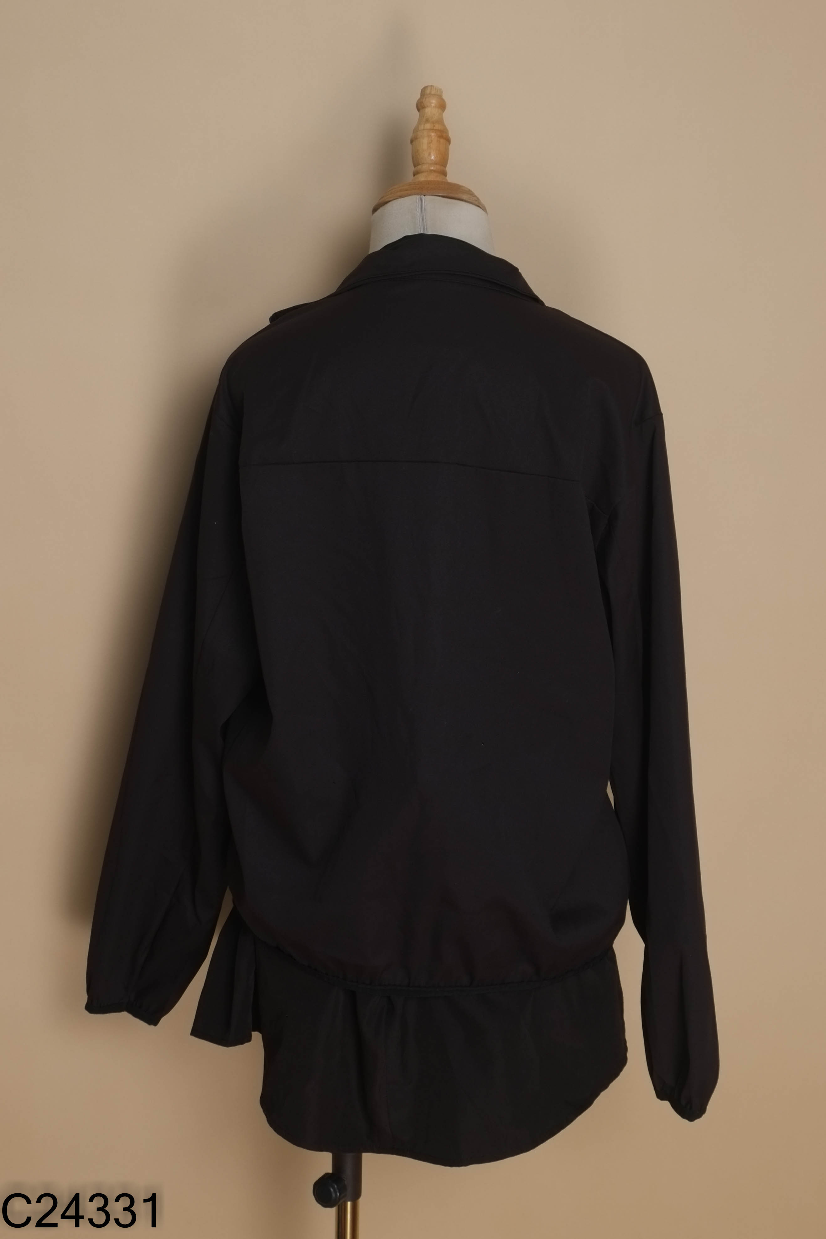Set TODAY WEAR áo khoác + áo ngực + chân váy đen