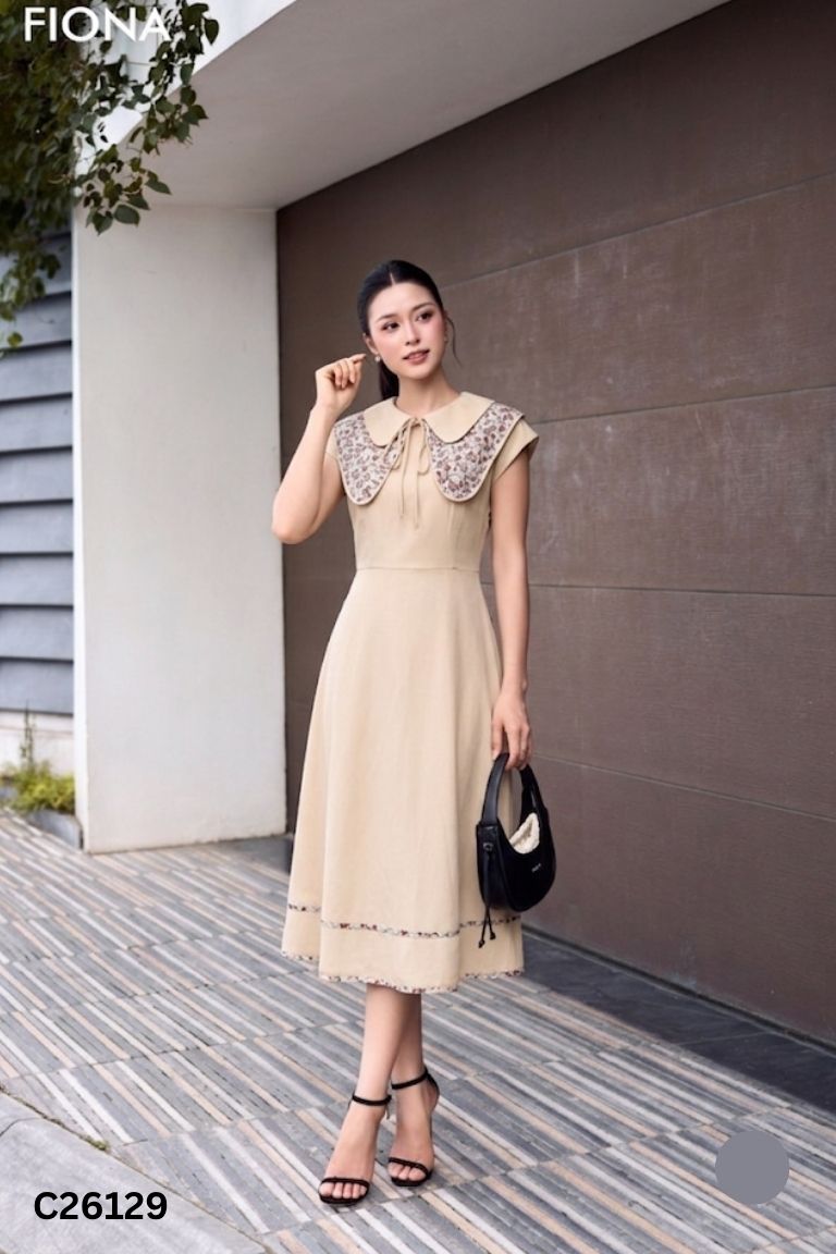 Váy TWENTY FIVE be phối hoa