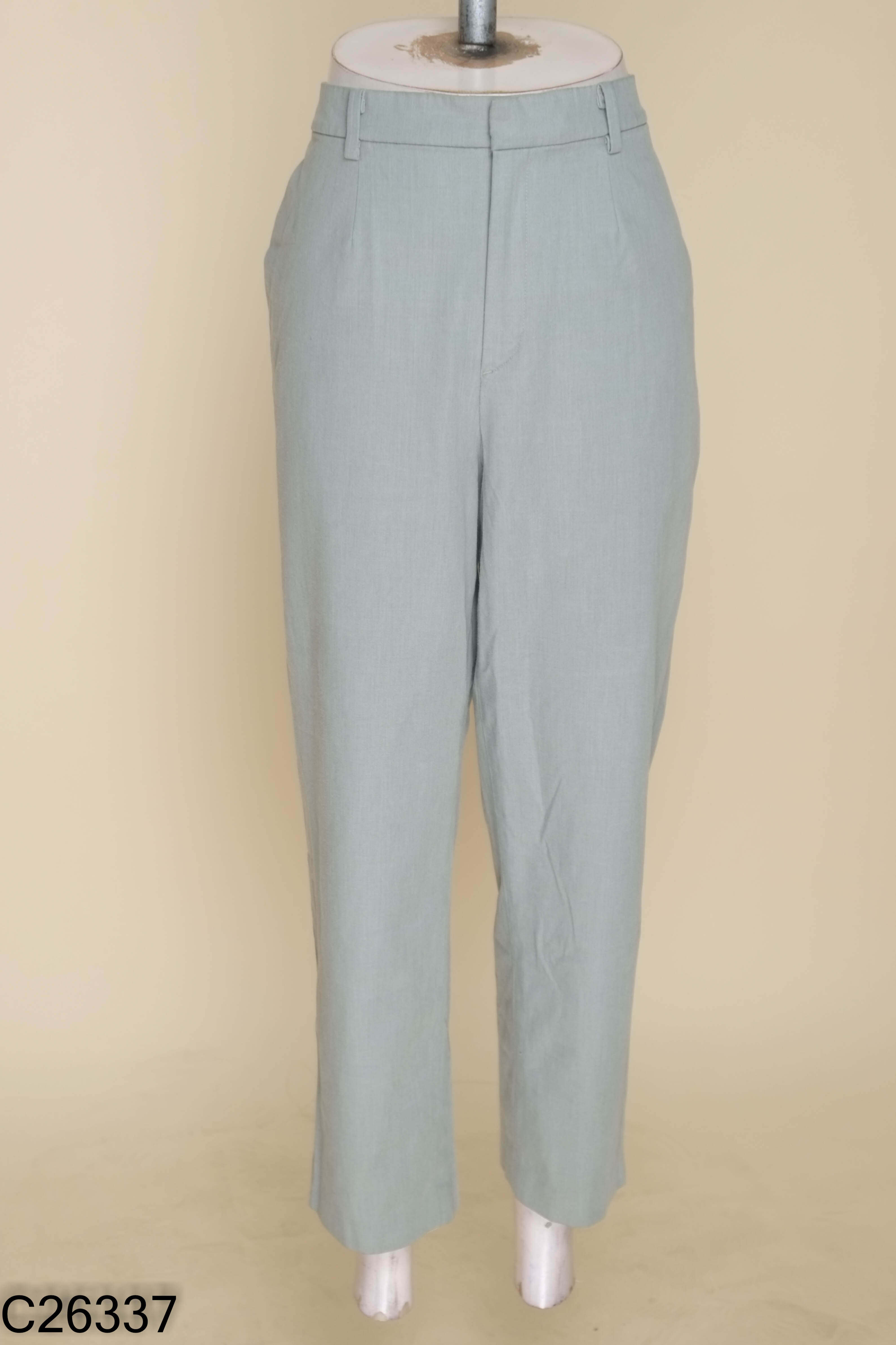 Quần dài UNIQLO xanh rêu