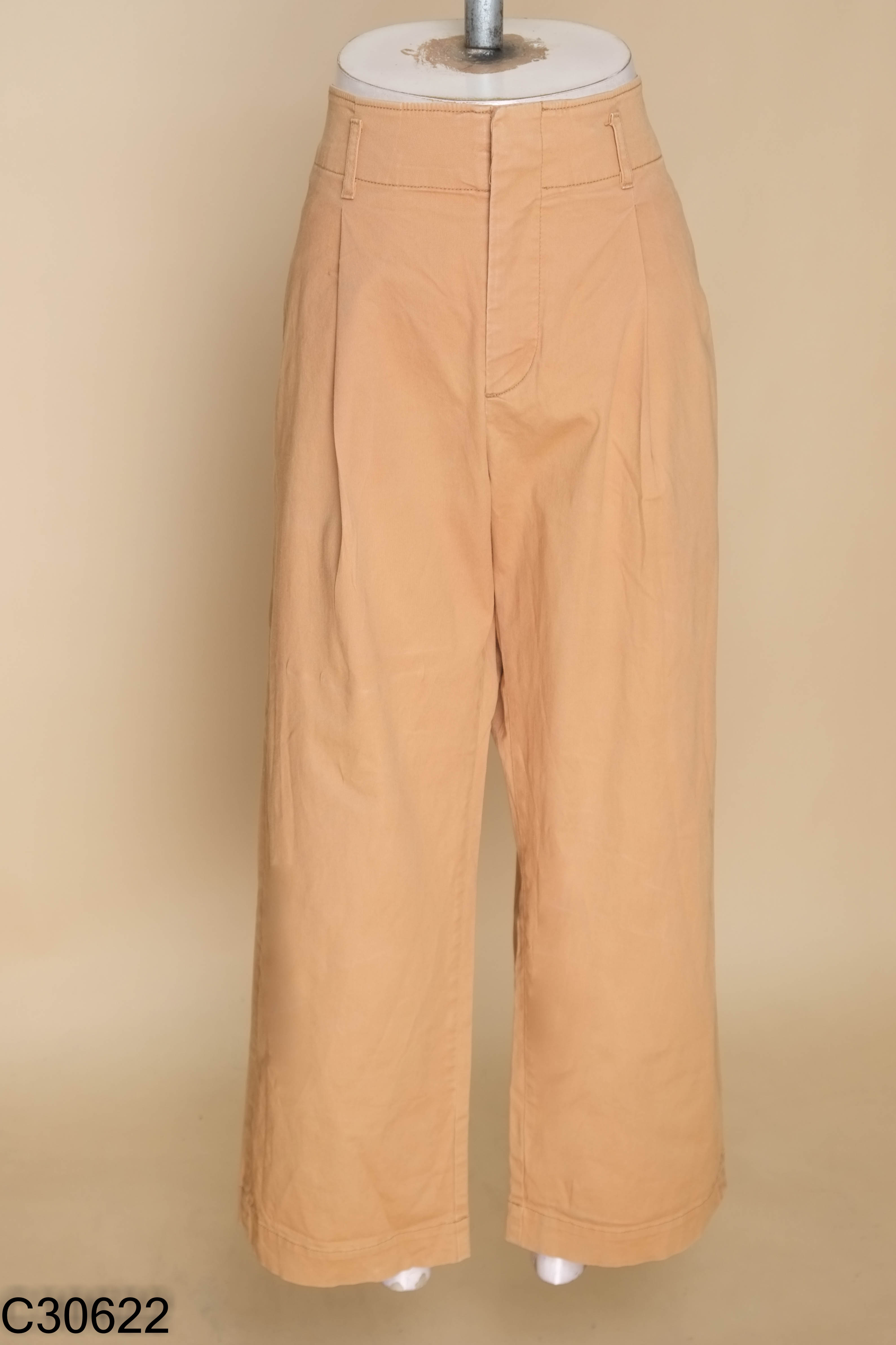 Quần UNIQLO kaki nâu