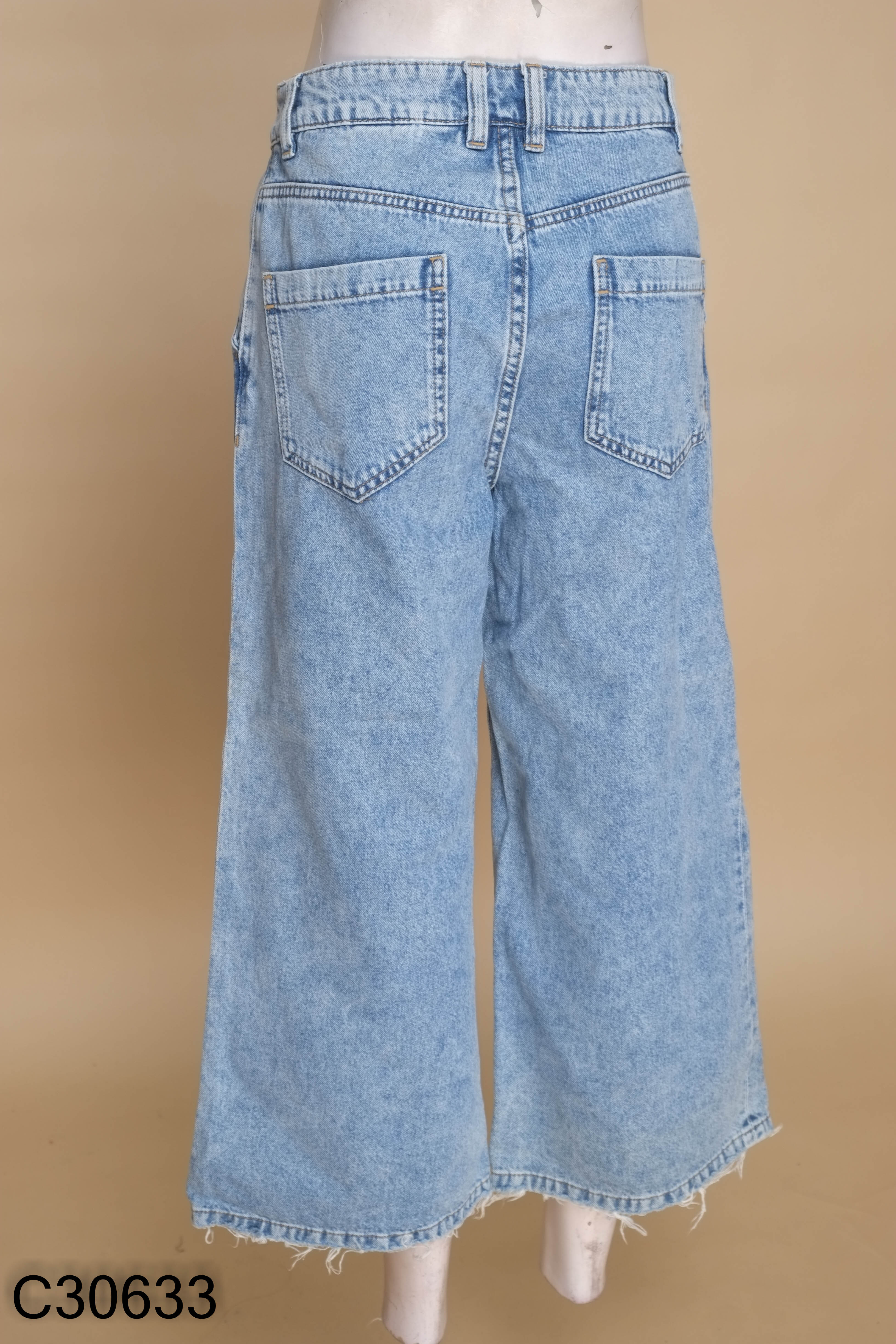 Quần jeans xanh HM ống rộng