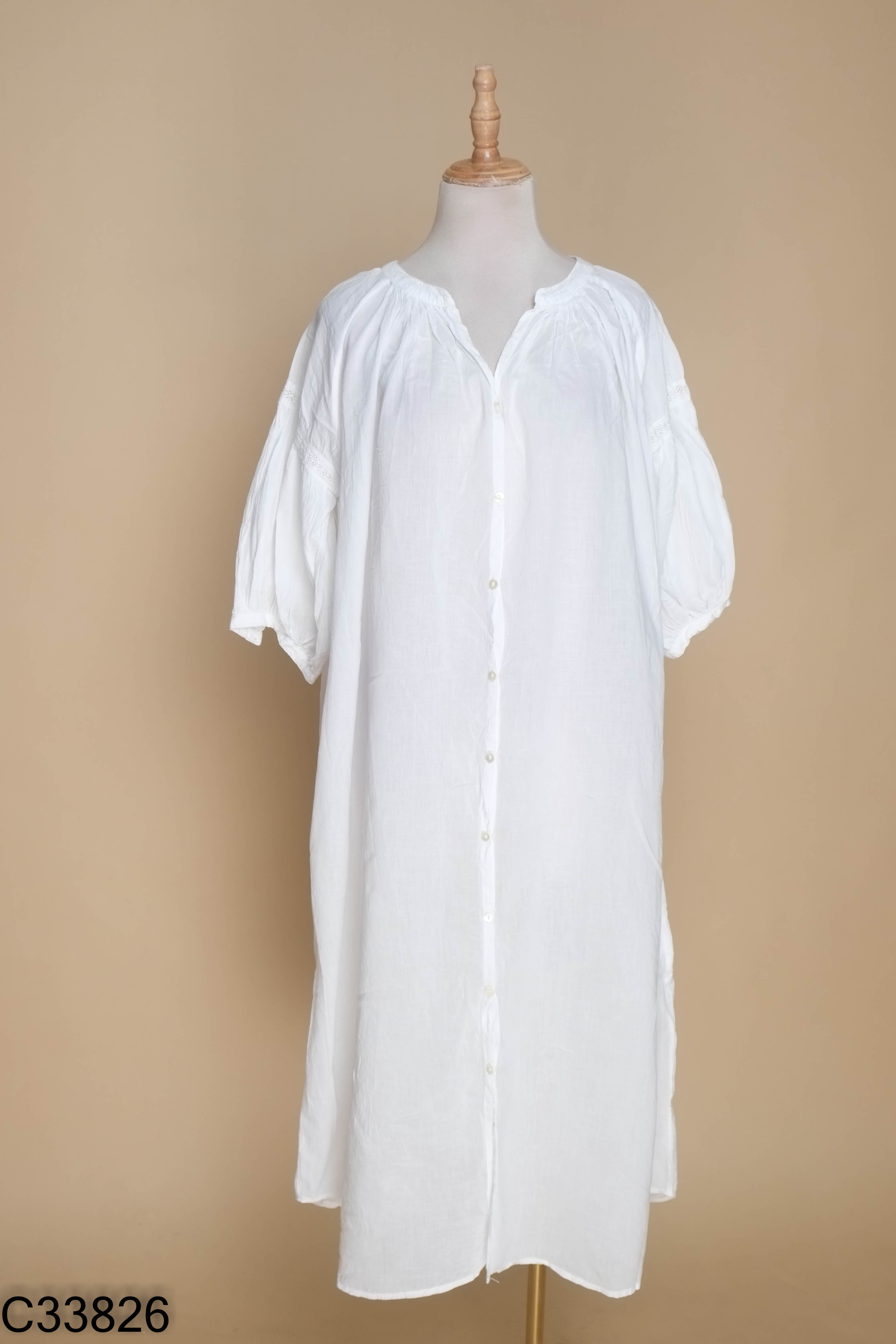 Váy linen trắng cài khuy