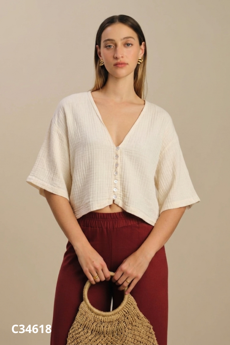 Áo thô be ZARA cúc xà cừ