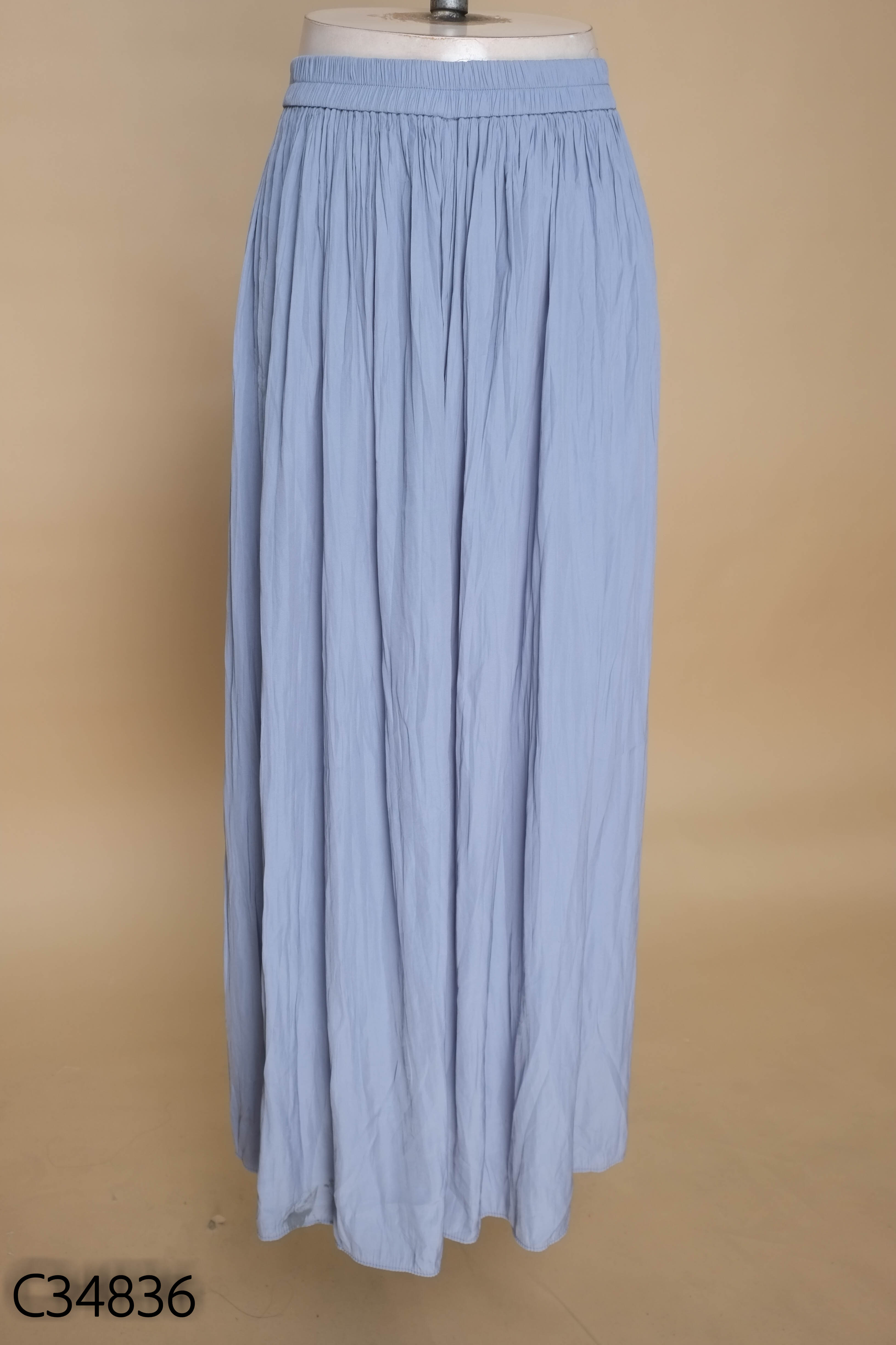 Quần dài xanh UNIQLO ống rộng