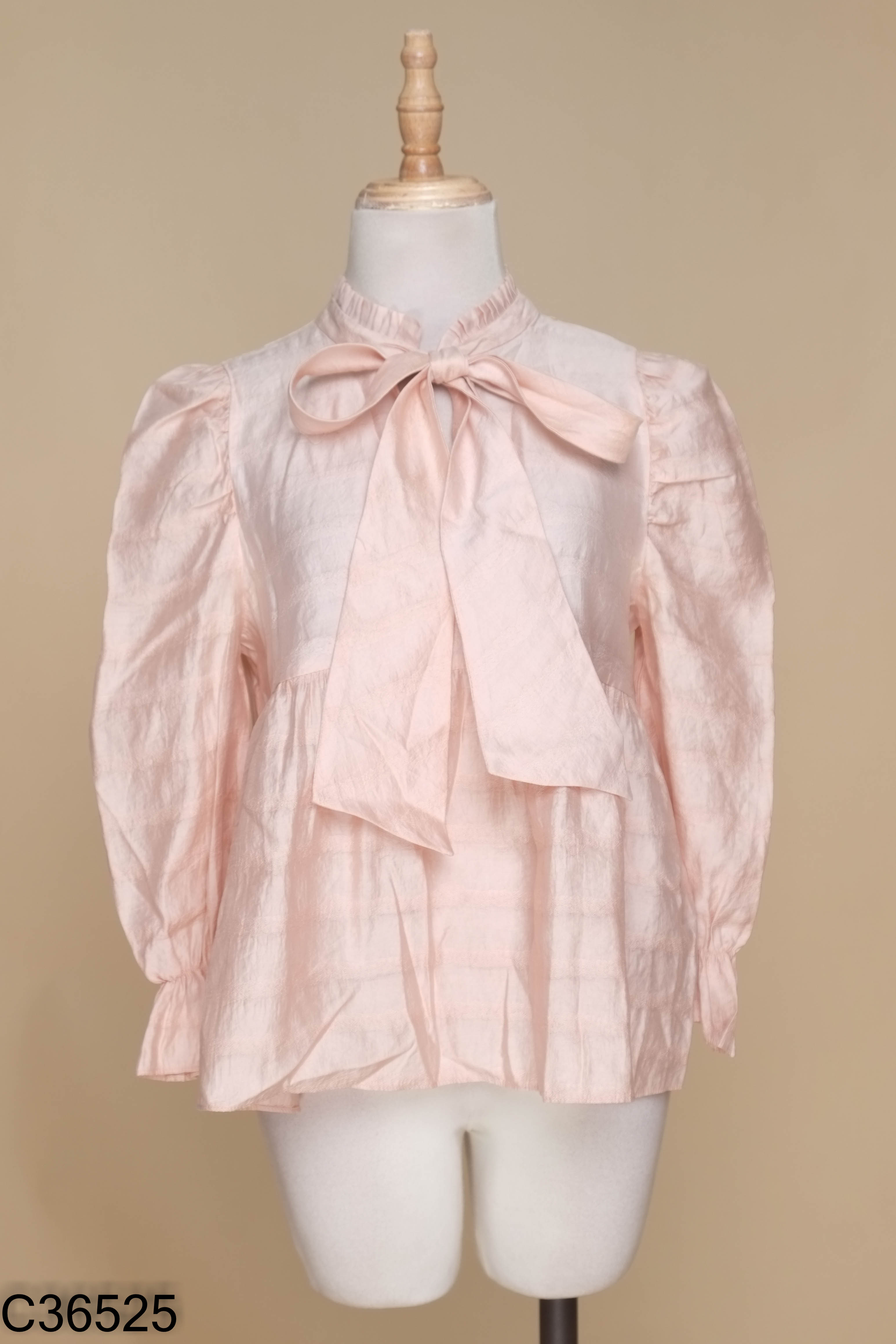 Áo hồng ZARA buộc nơ