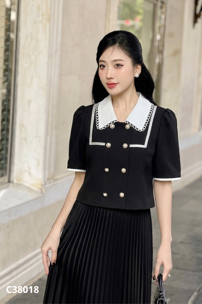Áo đen cổ trắng phối cúc ngọc