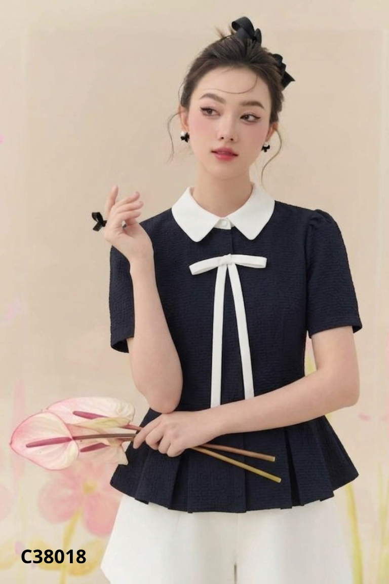 NEWTAG Áo xanh cổ trắng CHARM công sở