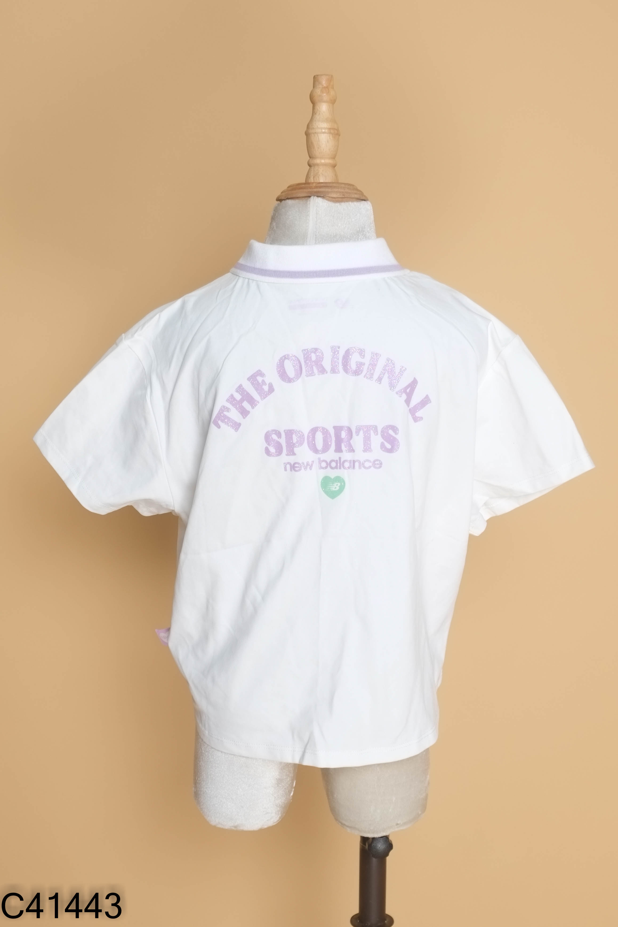 Áo thun KIDS trắng viền tím (BẨN NHẸ )