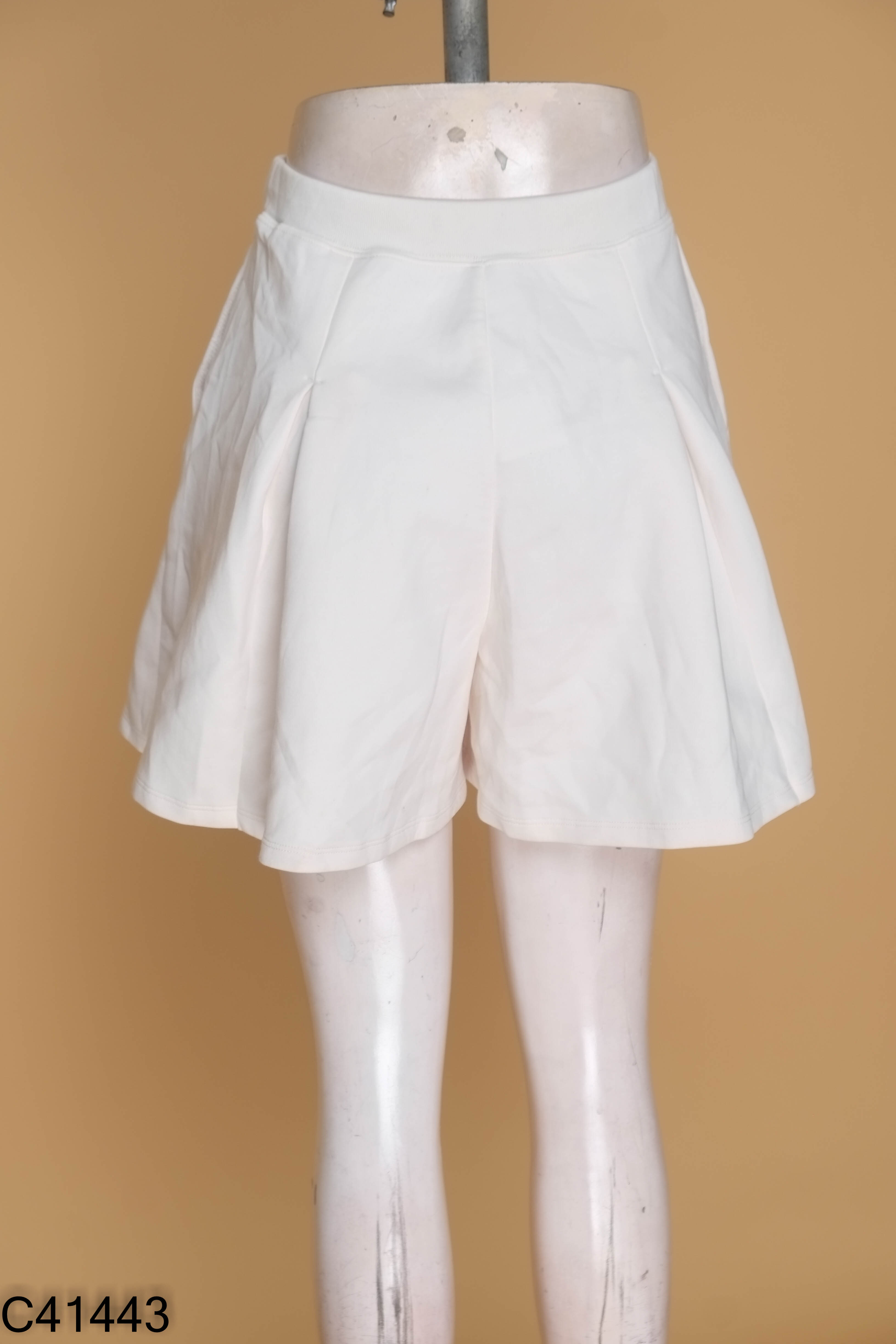 Chân váy UNIQLO KIDS be