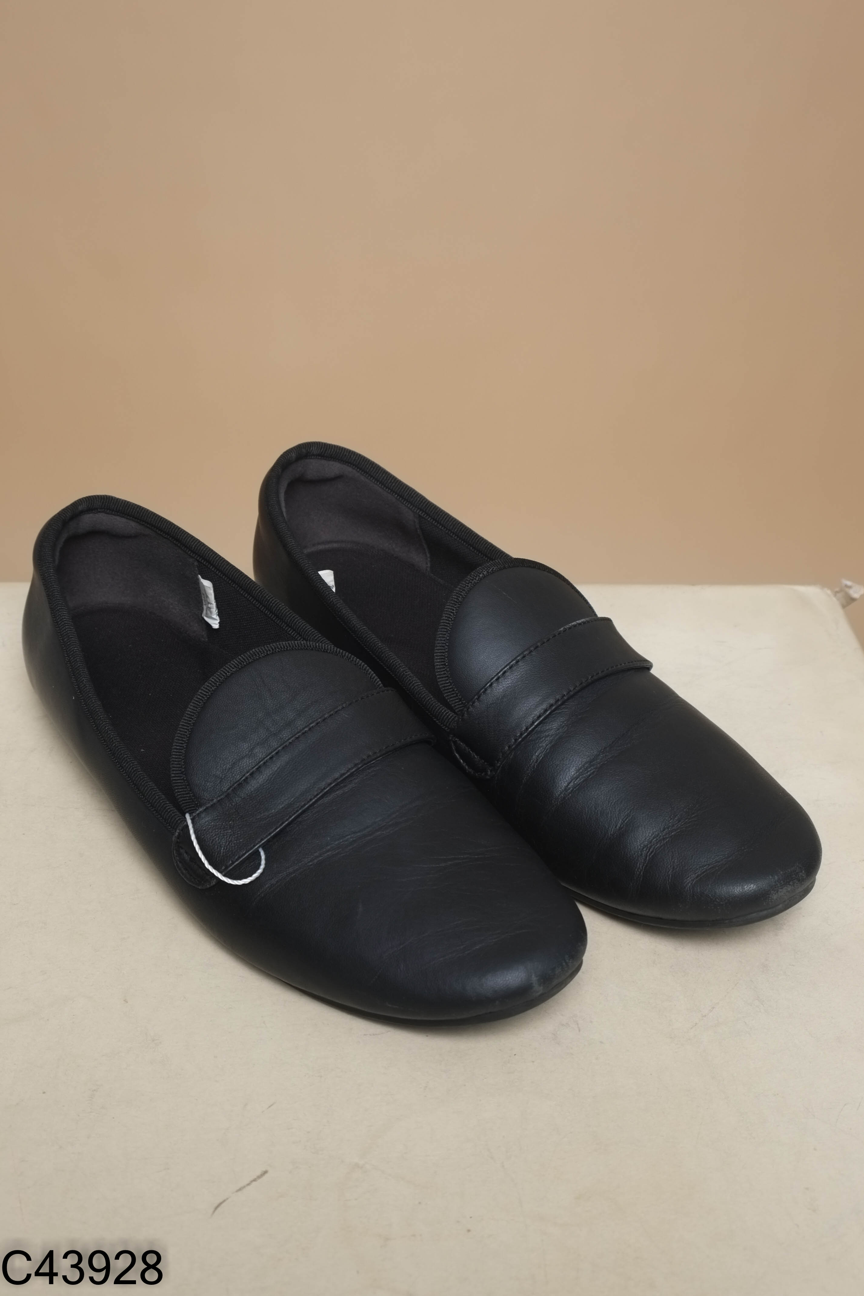 Giày MUJI da đen trơn