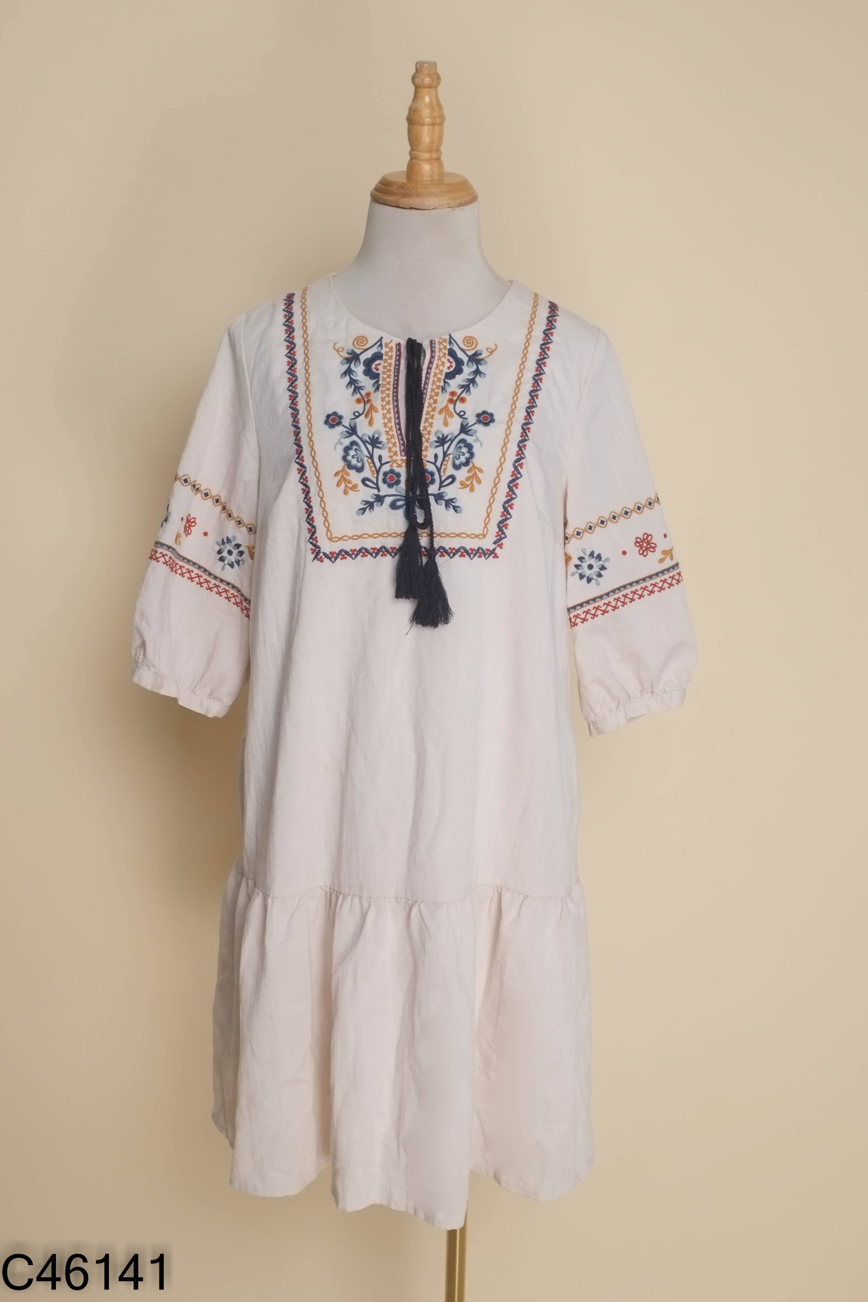 Váy be ADORE DRESS thêu họa tiết