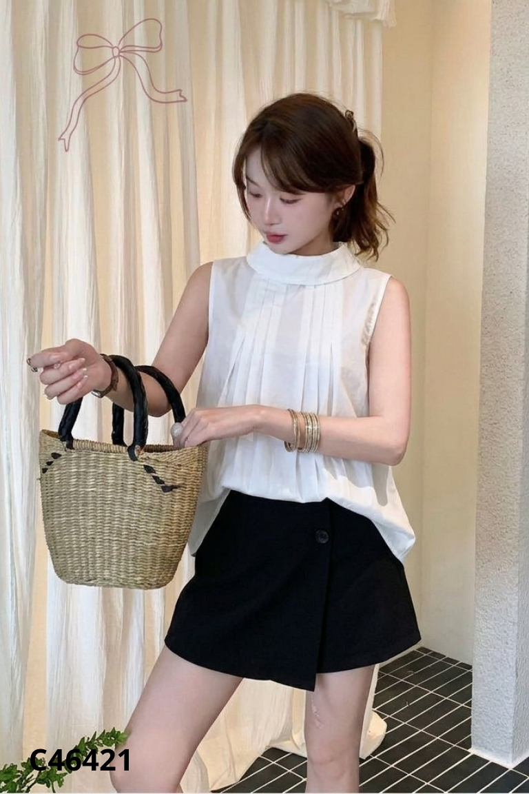 Set Áo sơ mi gile trắng + Chân váy đen ngắn