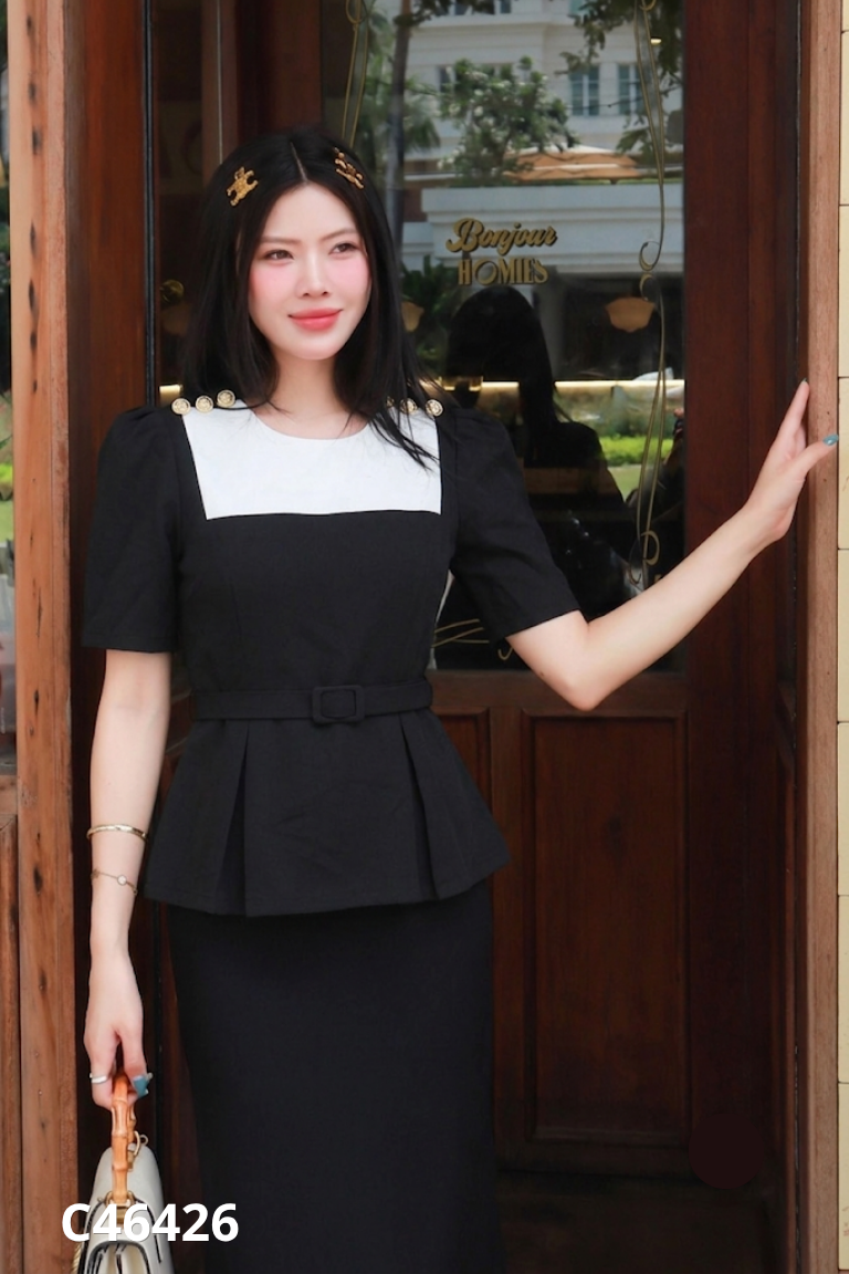 Áo đen RICCI phối trắng