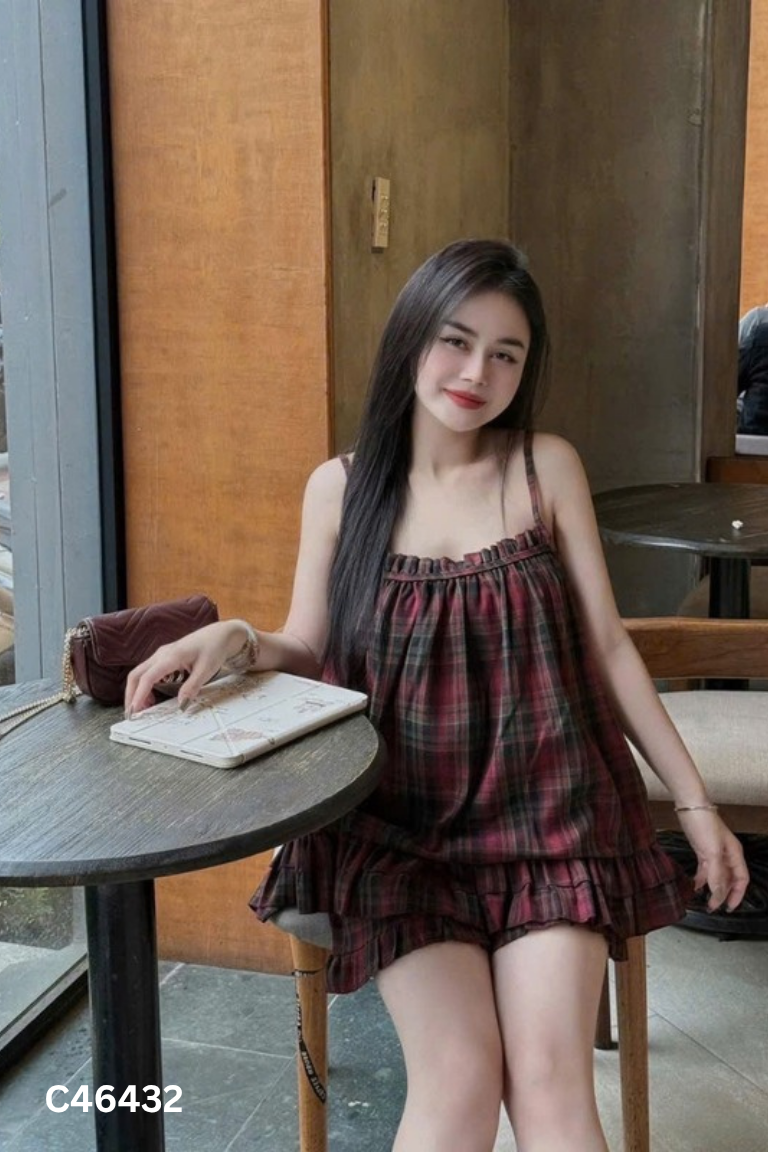 Áo babydoll hai dây đỏ kẻ xanh