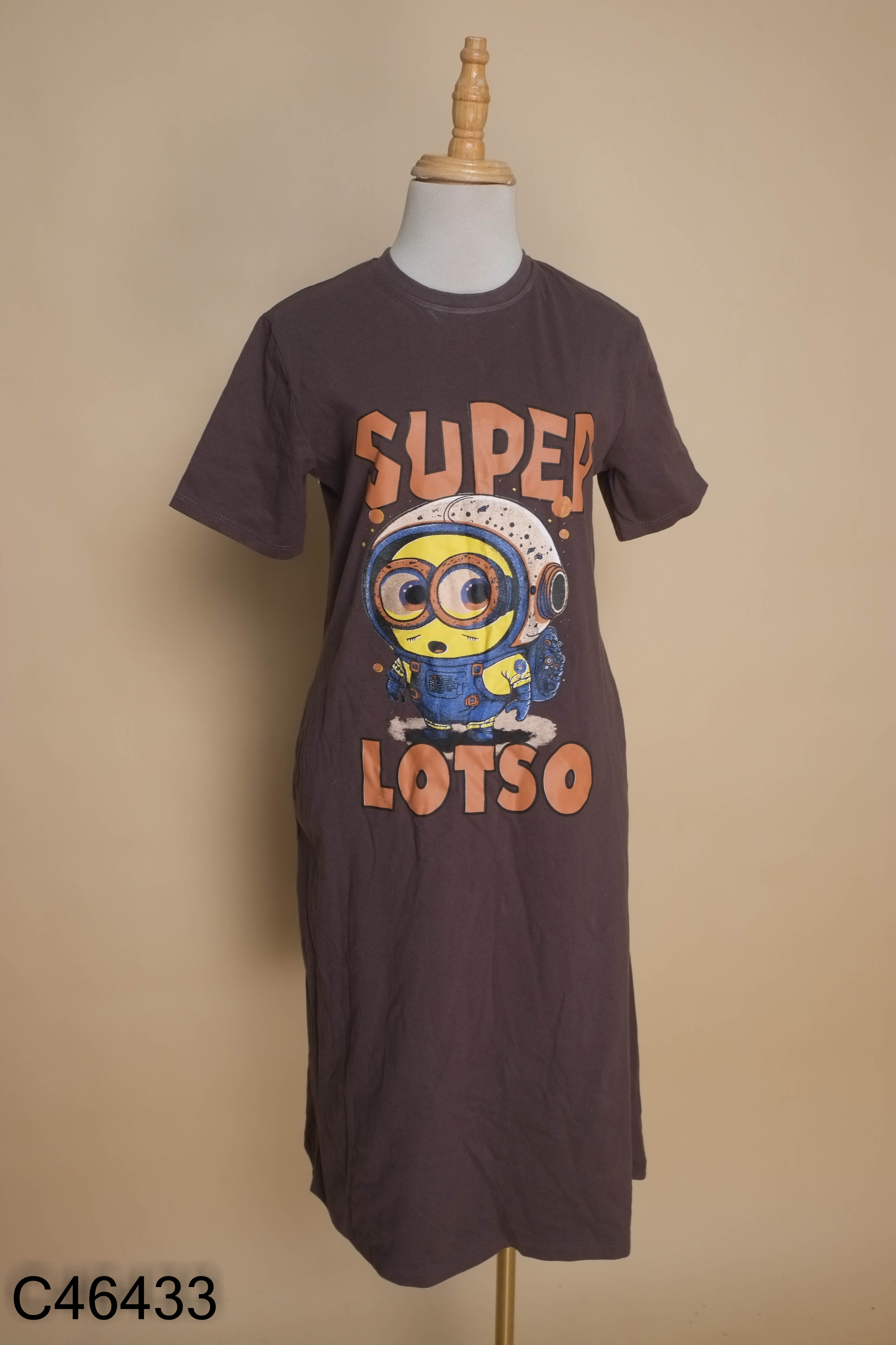 Váy ghi minion dáng suông