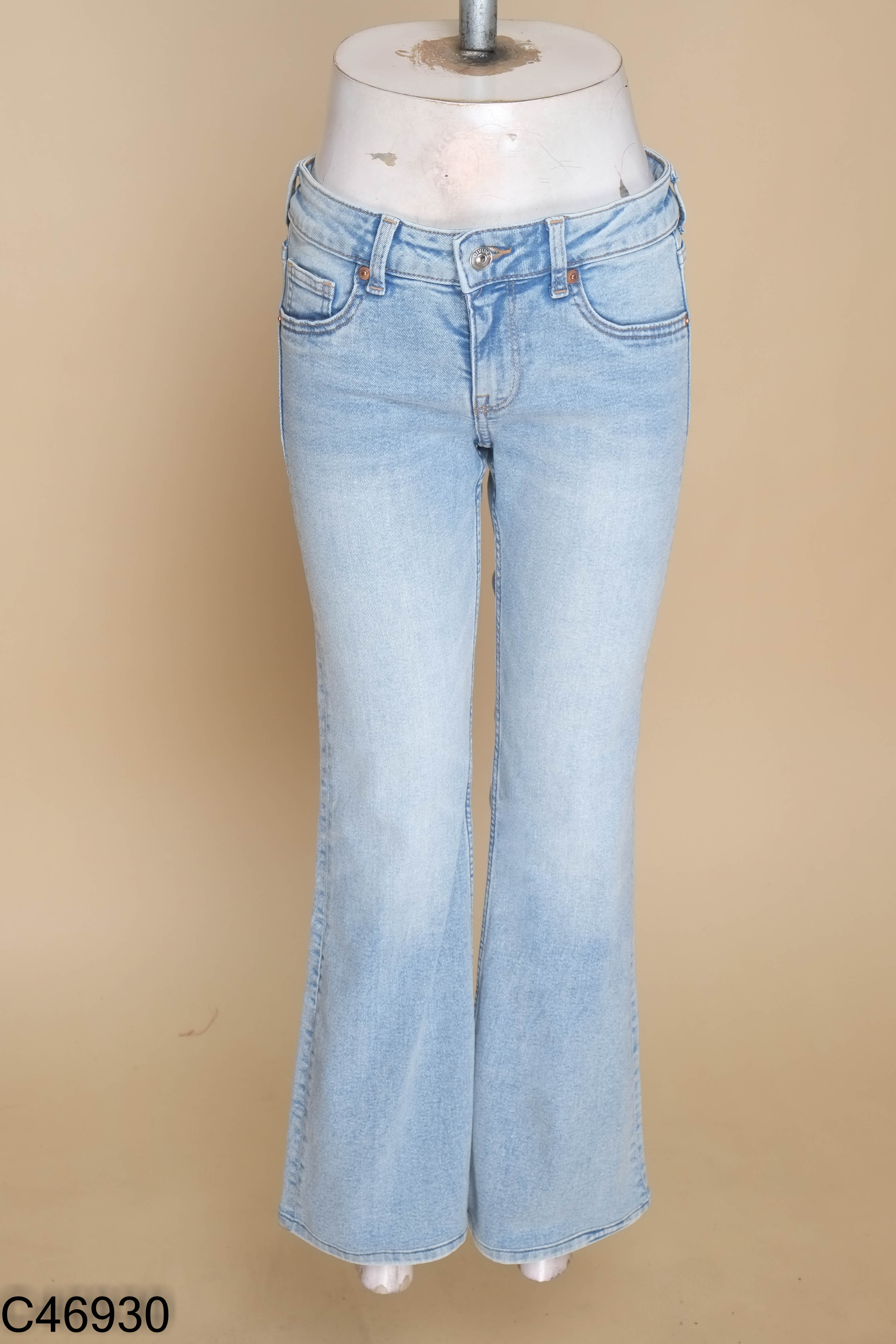 Quần HM jeans xanh ống loe