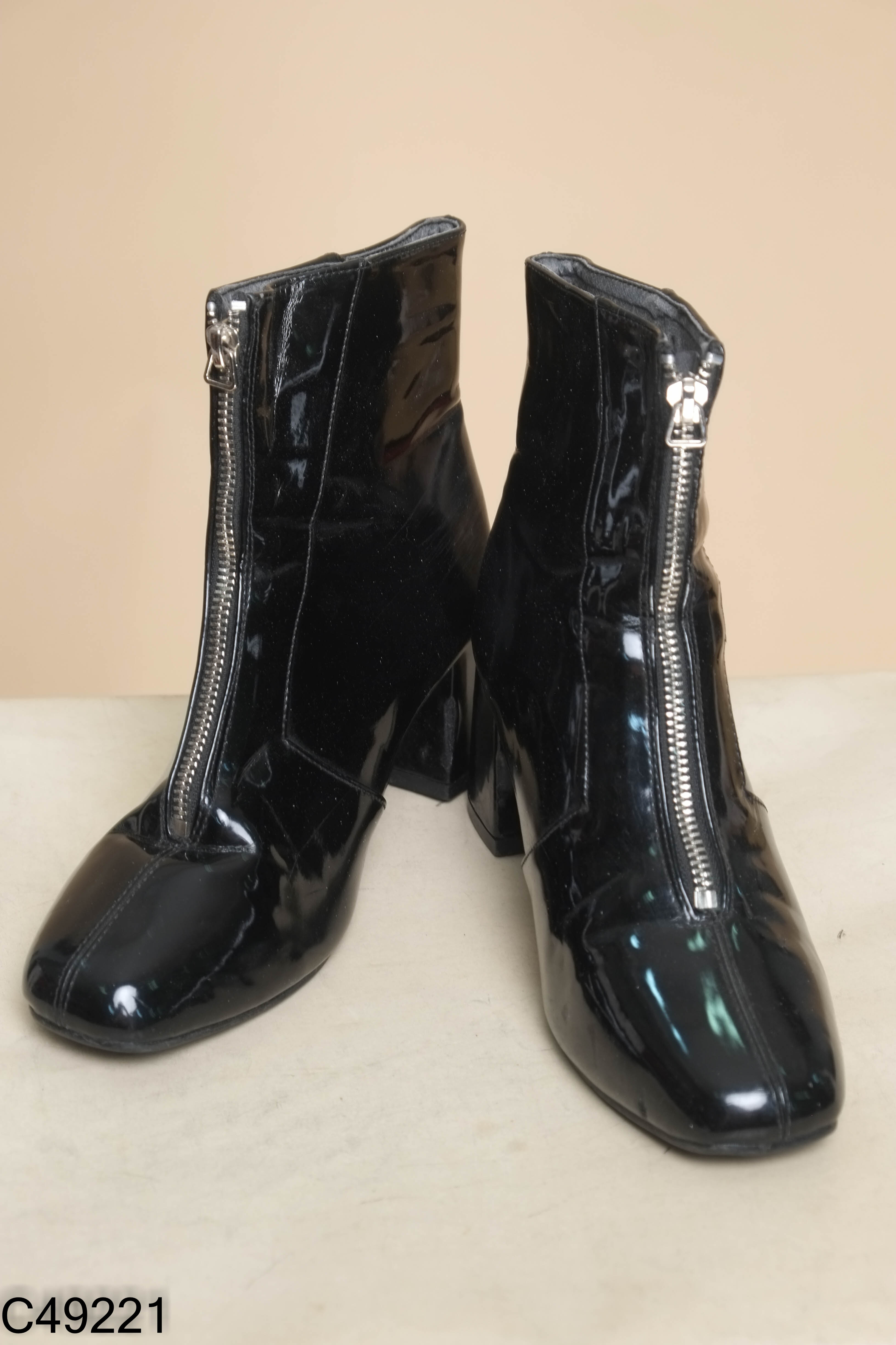 Boot da đen bóng