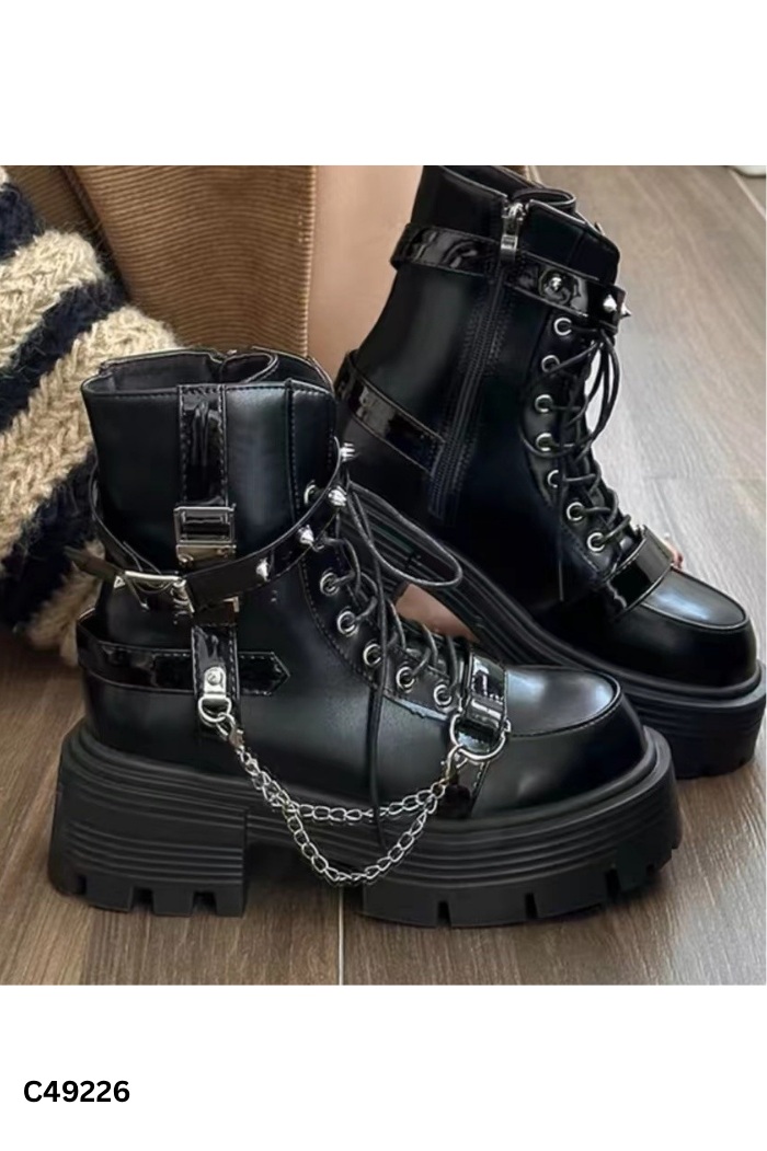 Boots đen trơn phối dây 4p