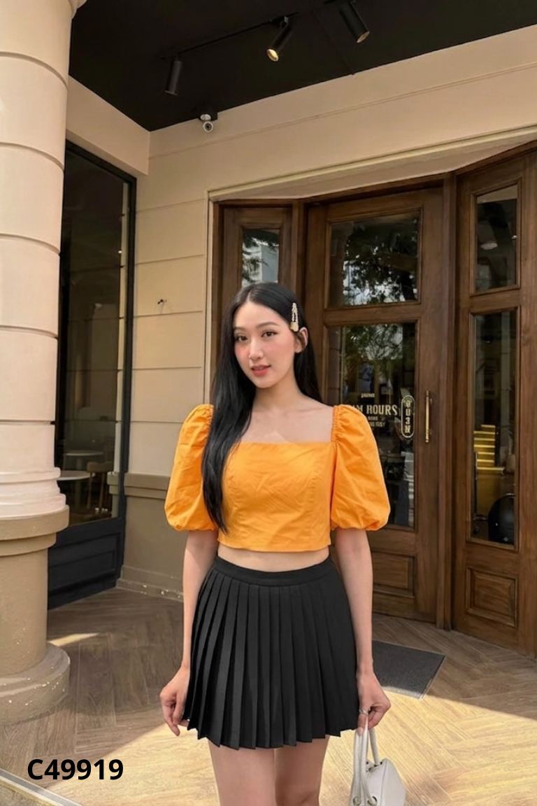 Áo RUBIES cam cổ vuông