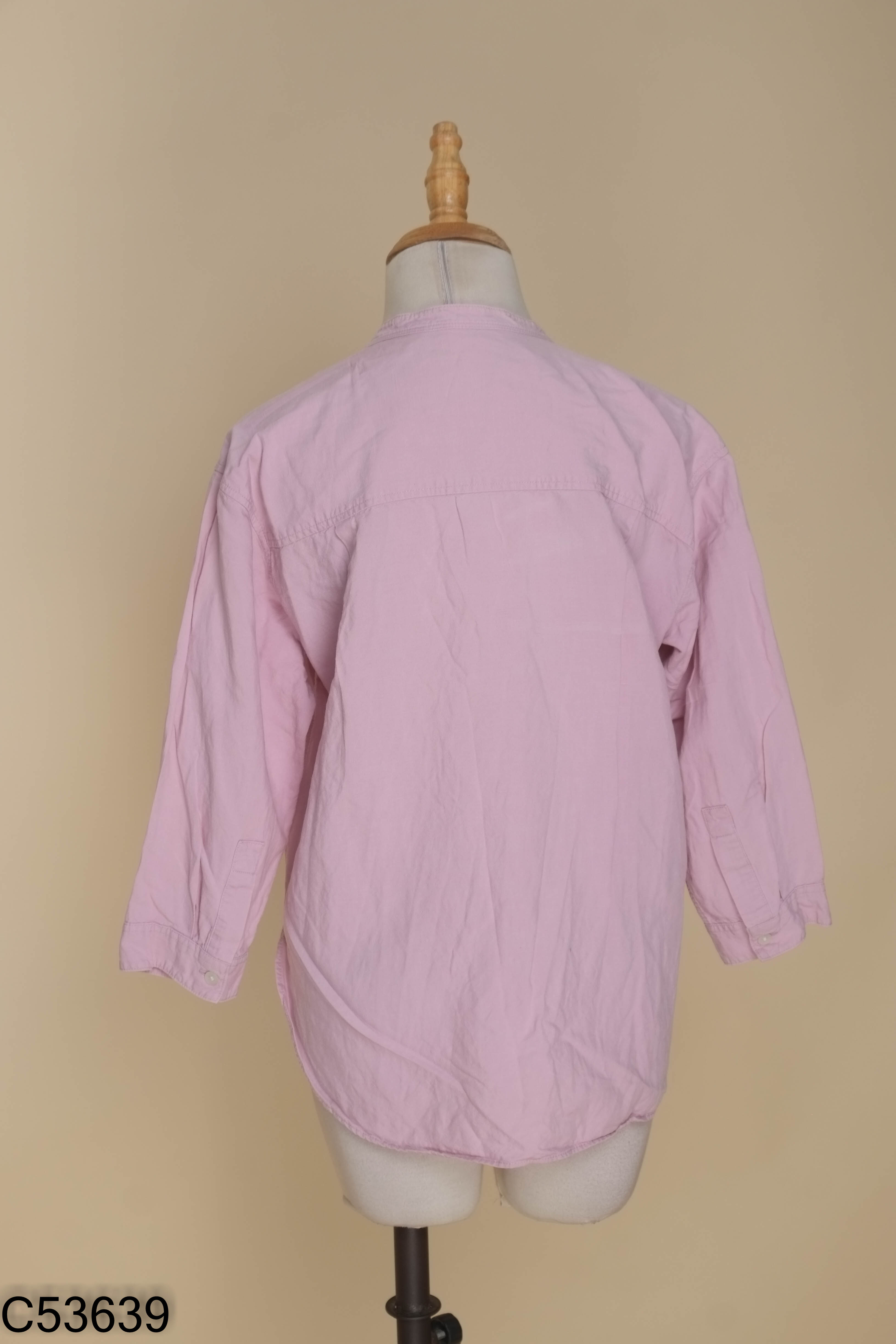 Áo sơ mi tím UNIQLO cổ tàu trơn
