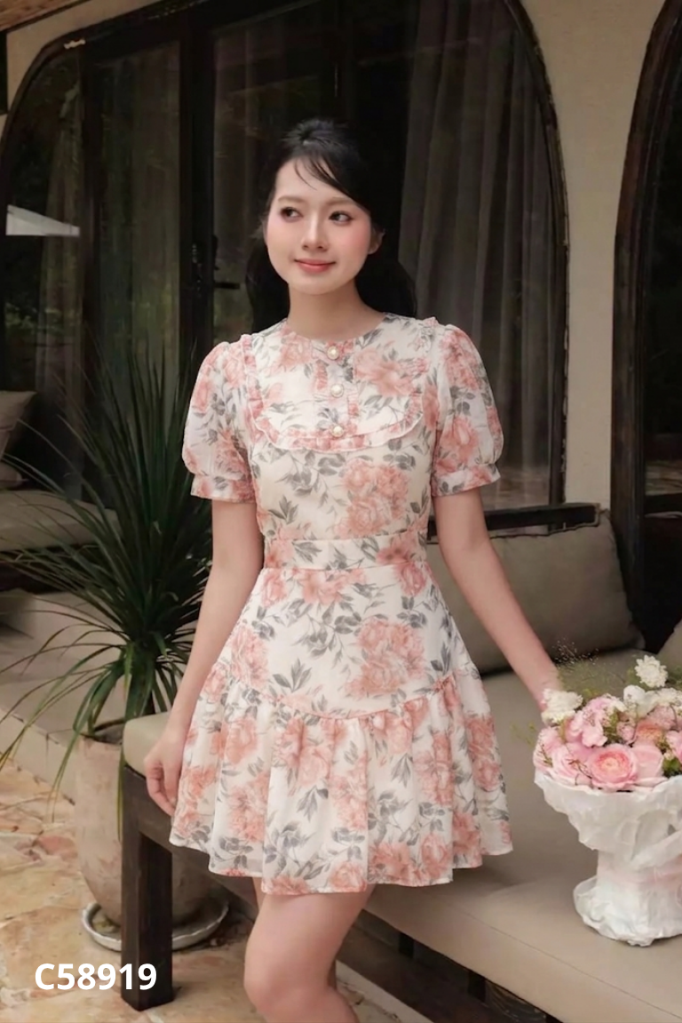 Váy be họa tiết hoa hồng