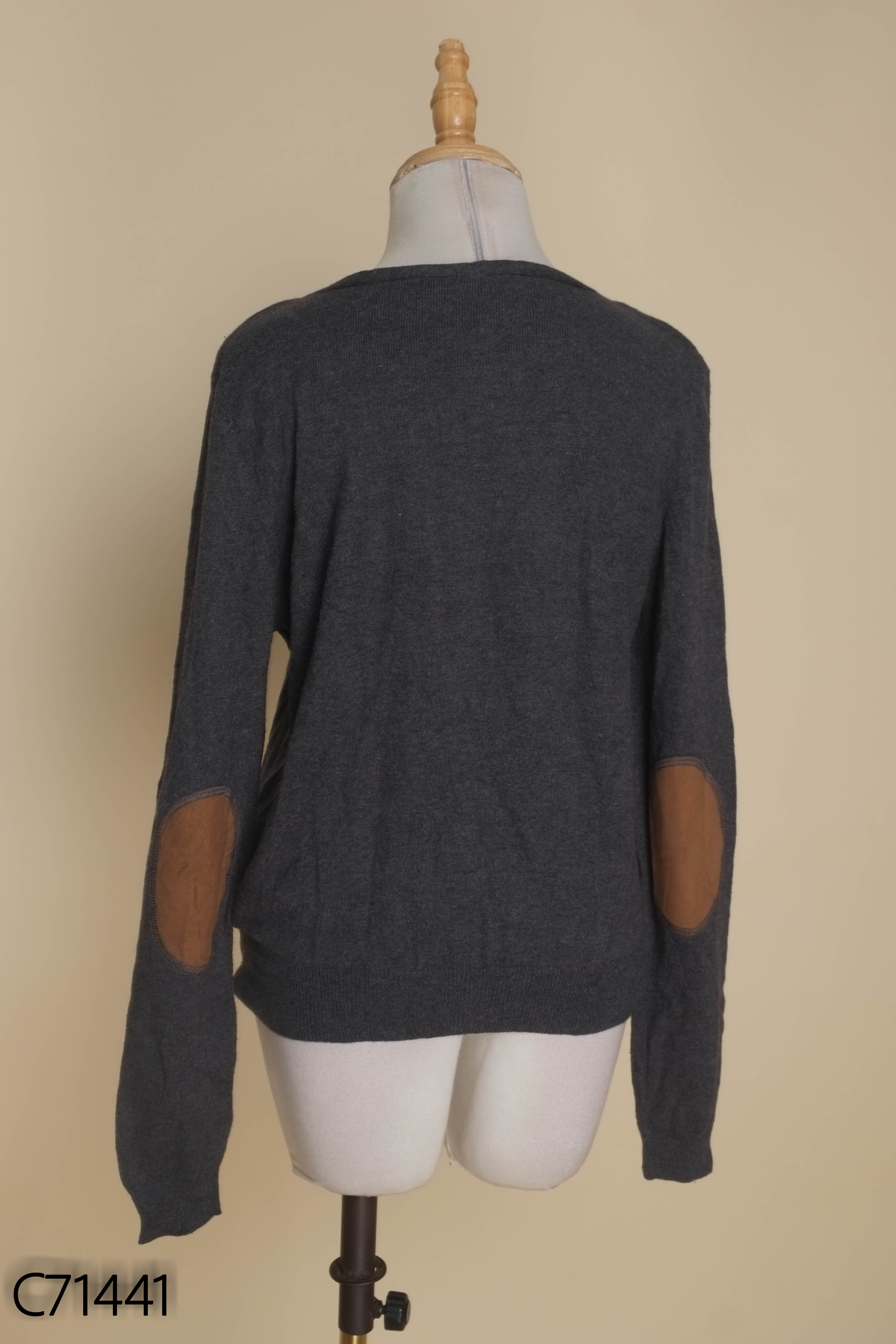 Cardigan len ghi DIVIDED trơn