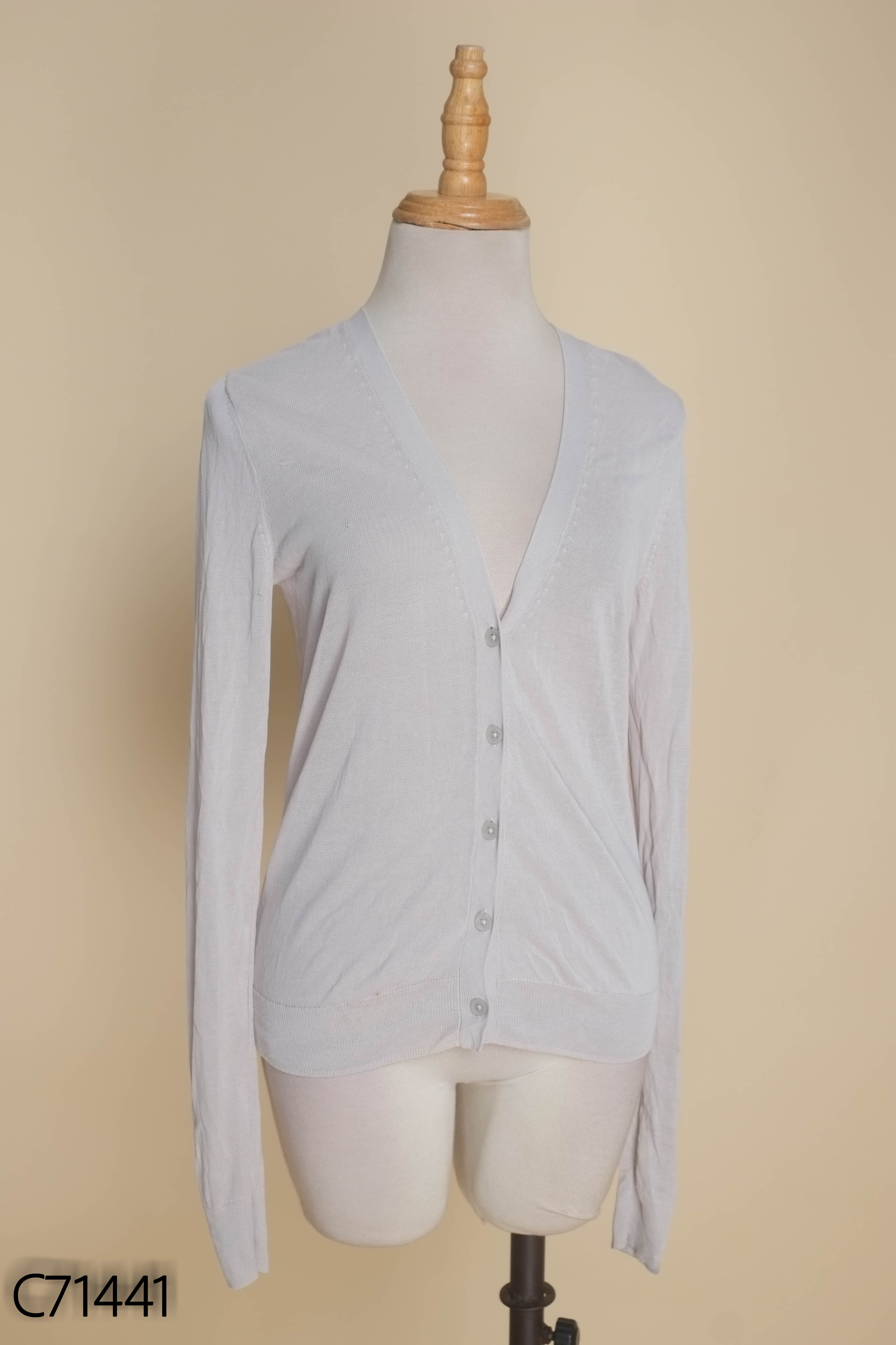 Cardigan lưới ghi UNIQLO