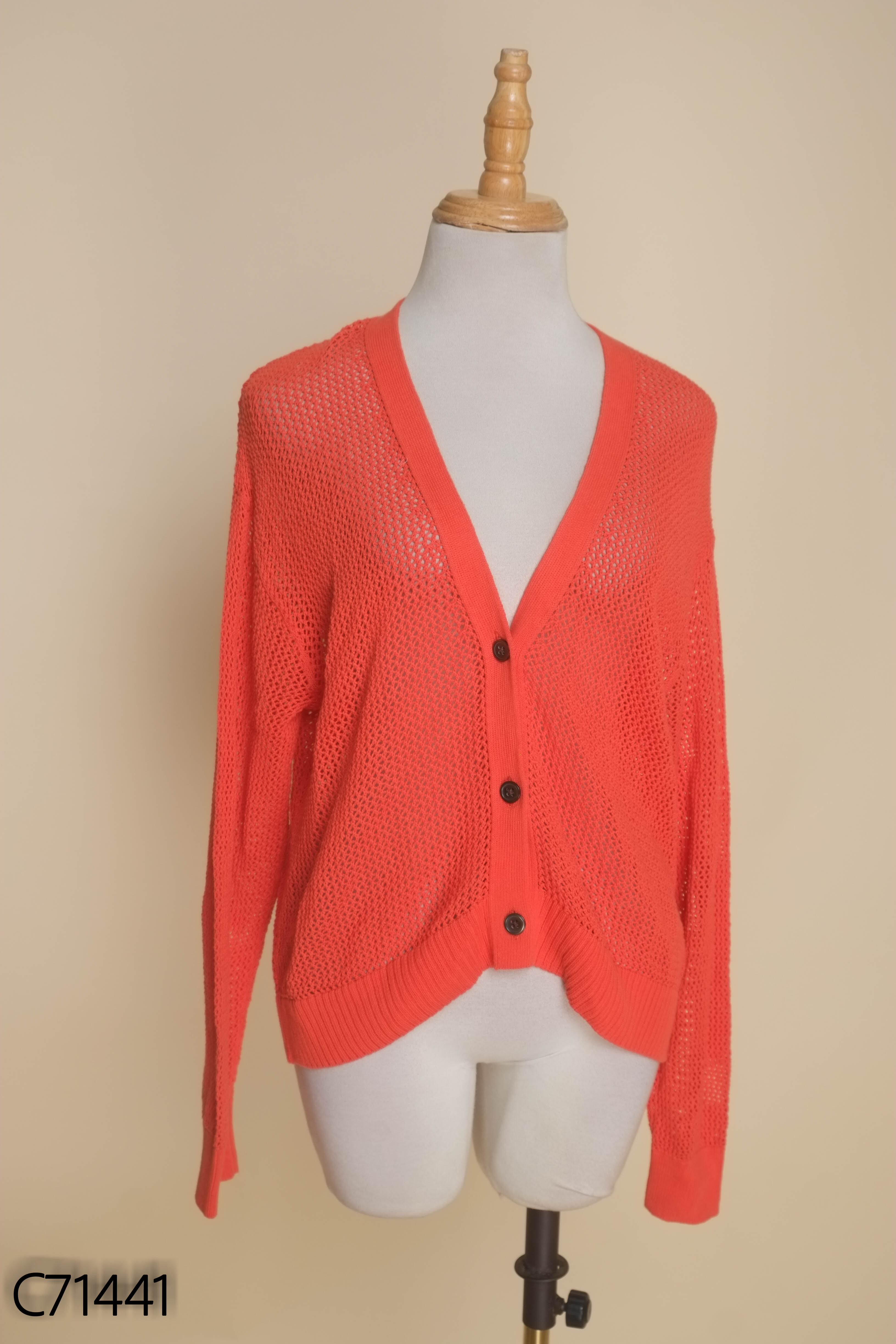 Cardigan lưới xam UNIQLO
