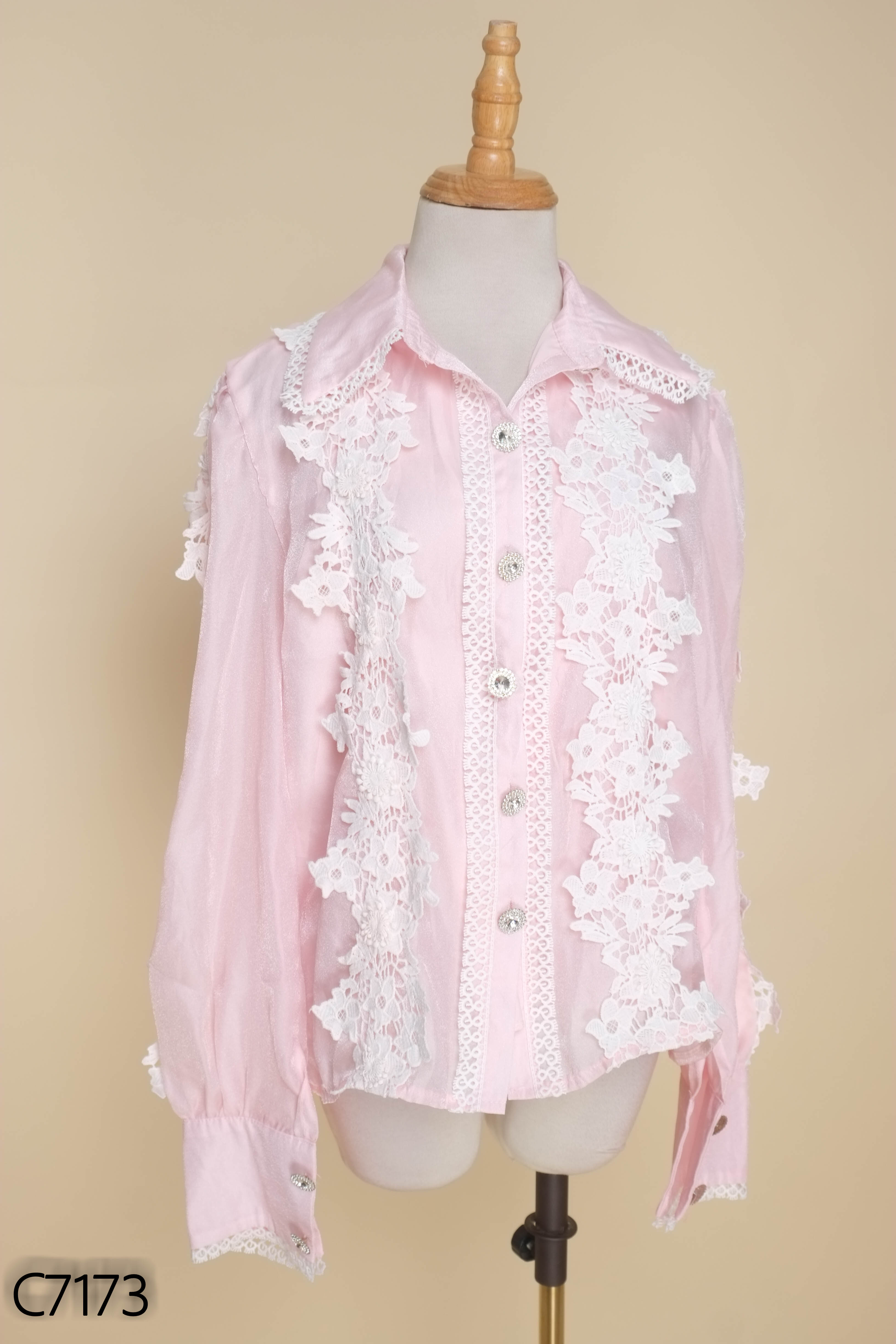 Áo sơ mi hồng pastel mix ren trắng