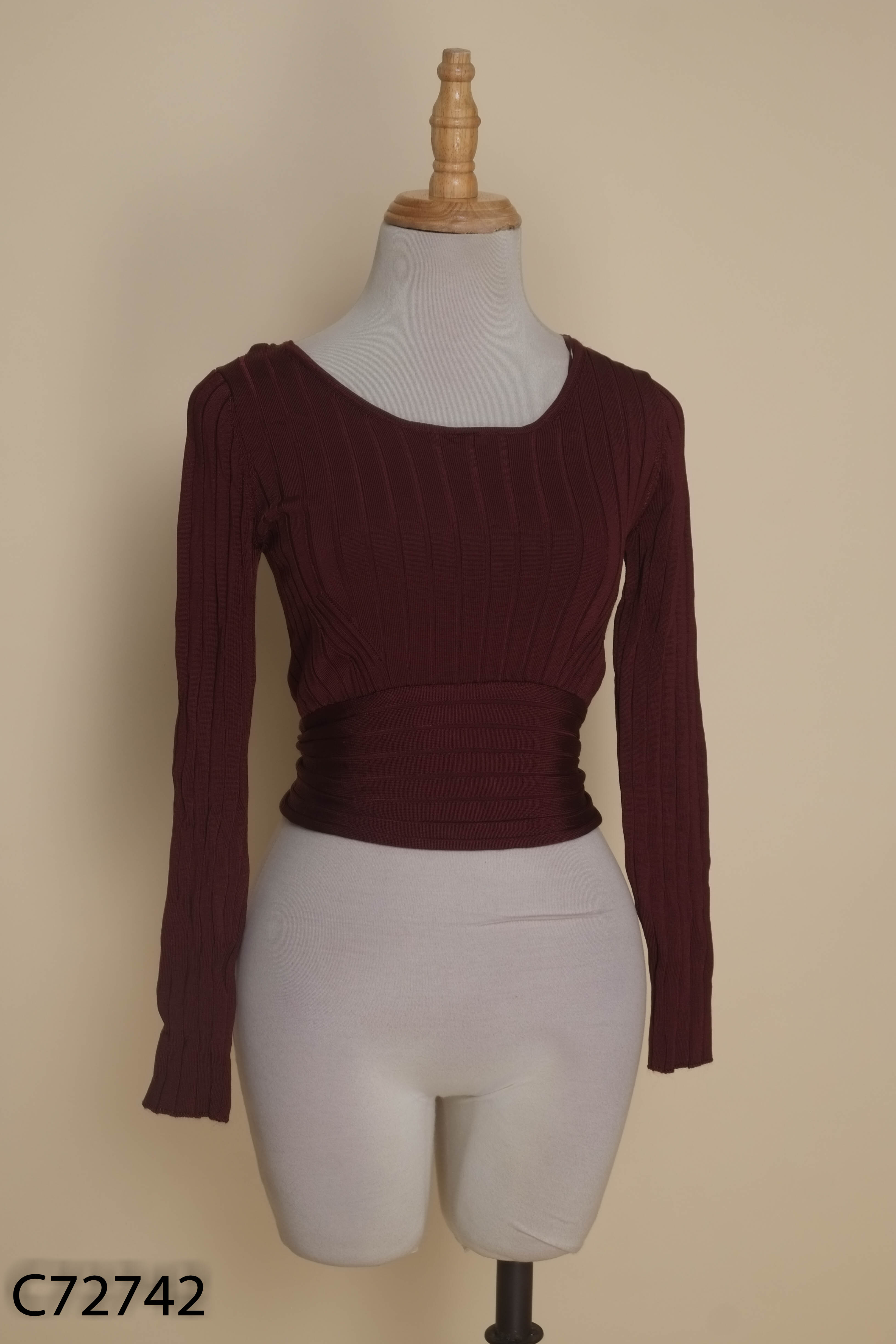 Áo đỏ đô ZARA phối dây