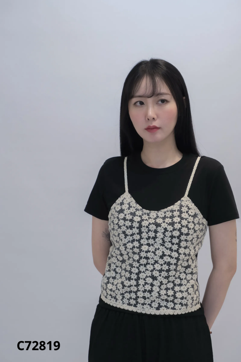 Áo thun đen phối len be hai dây