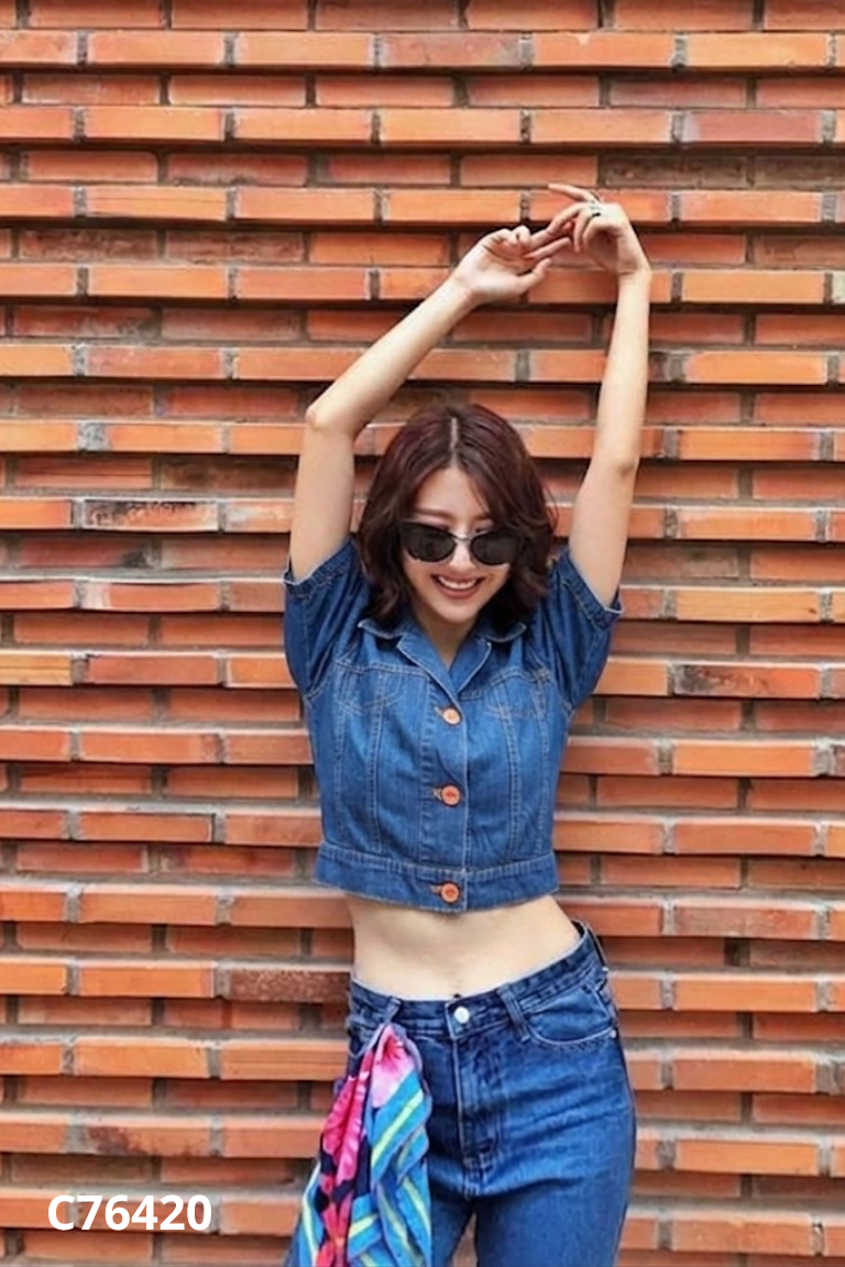 Áo sơ mi jean URATV xanh cộc tay