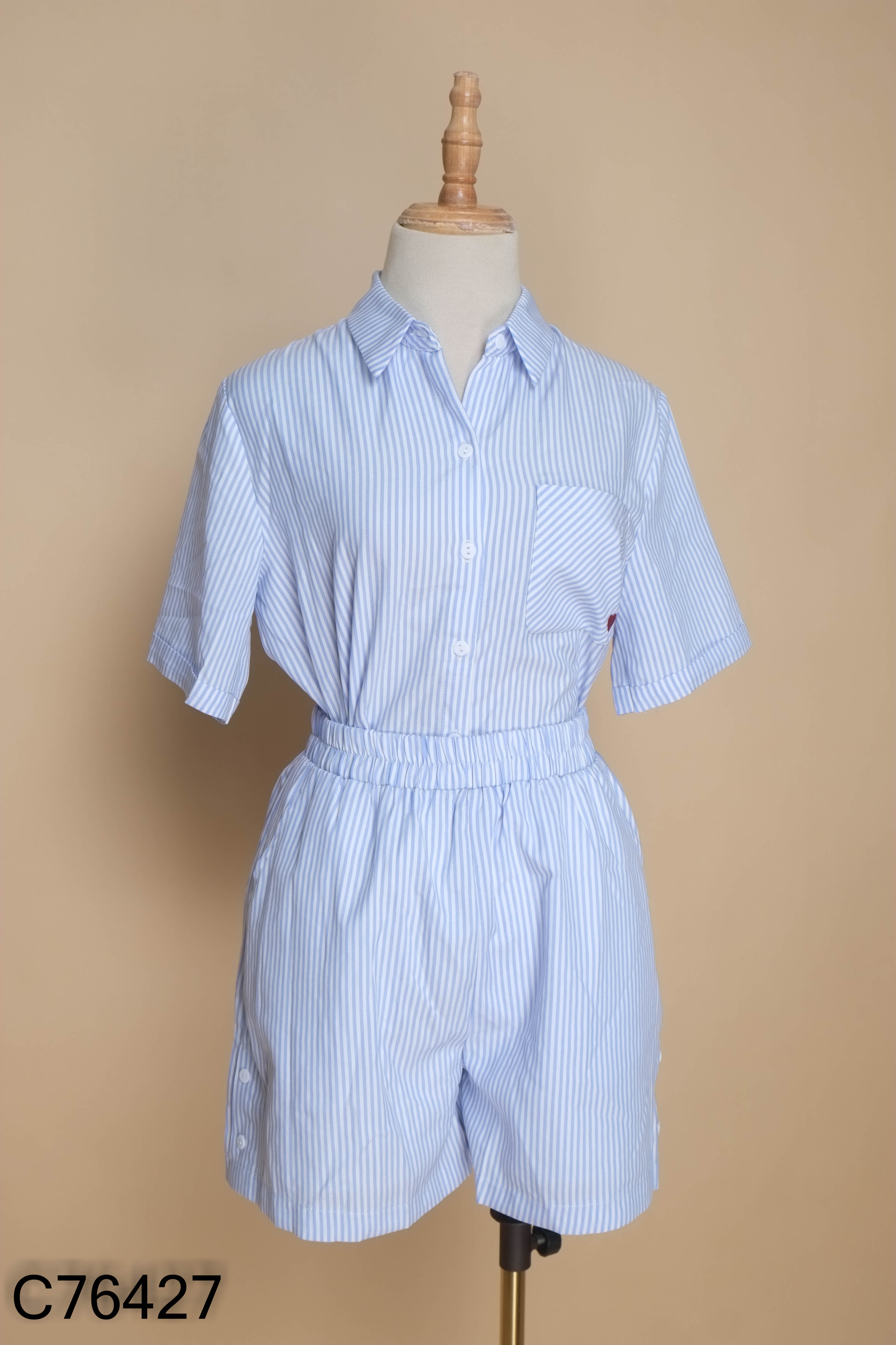 Set MINZ xanh sọc trắng áo sơ mi + quần shorts