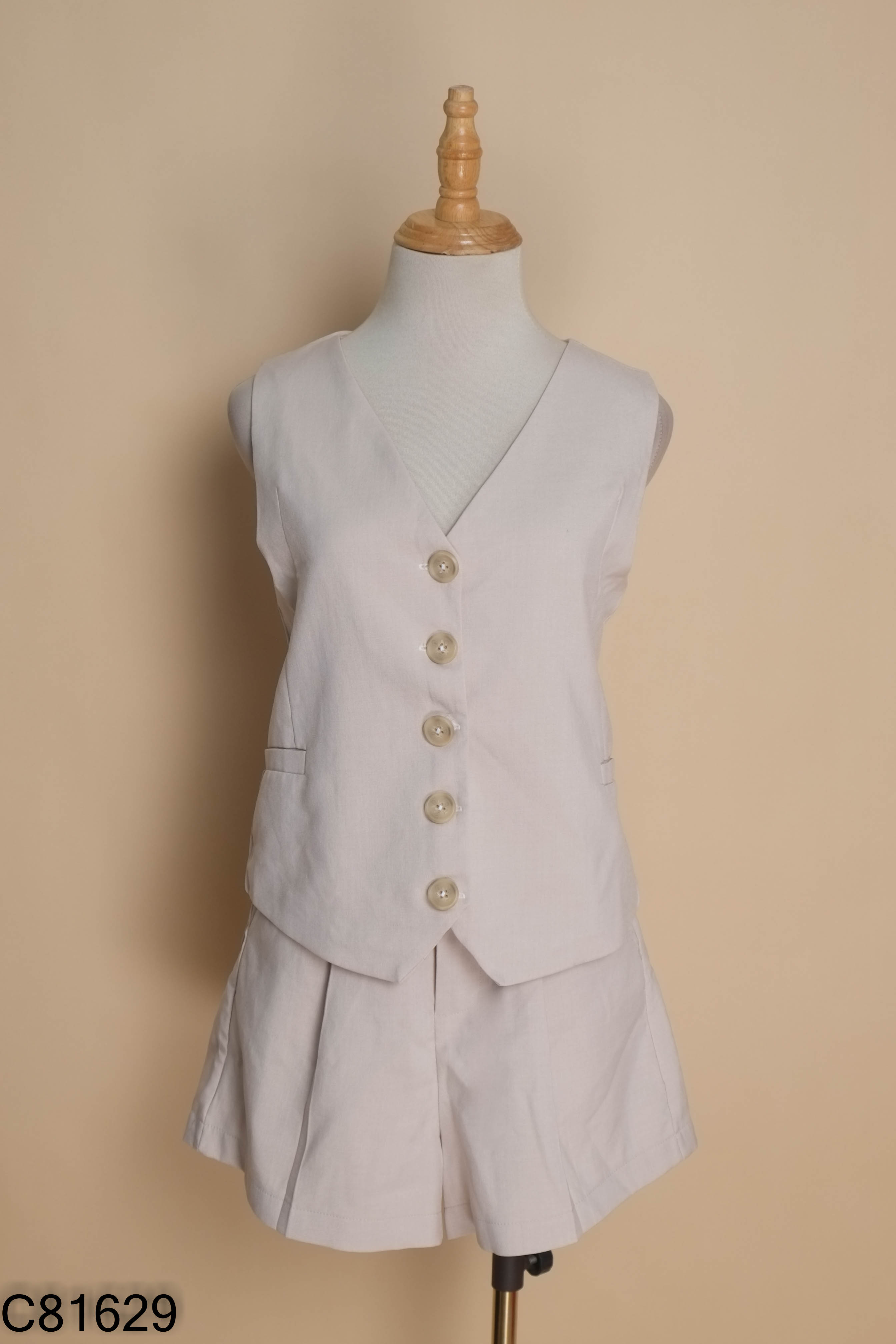 Set Áo gile MAKKA be phối cúc + quần shorts