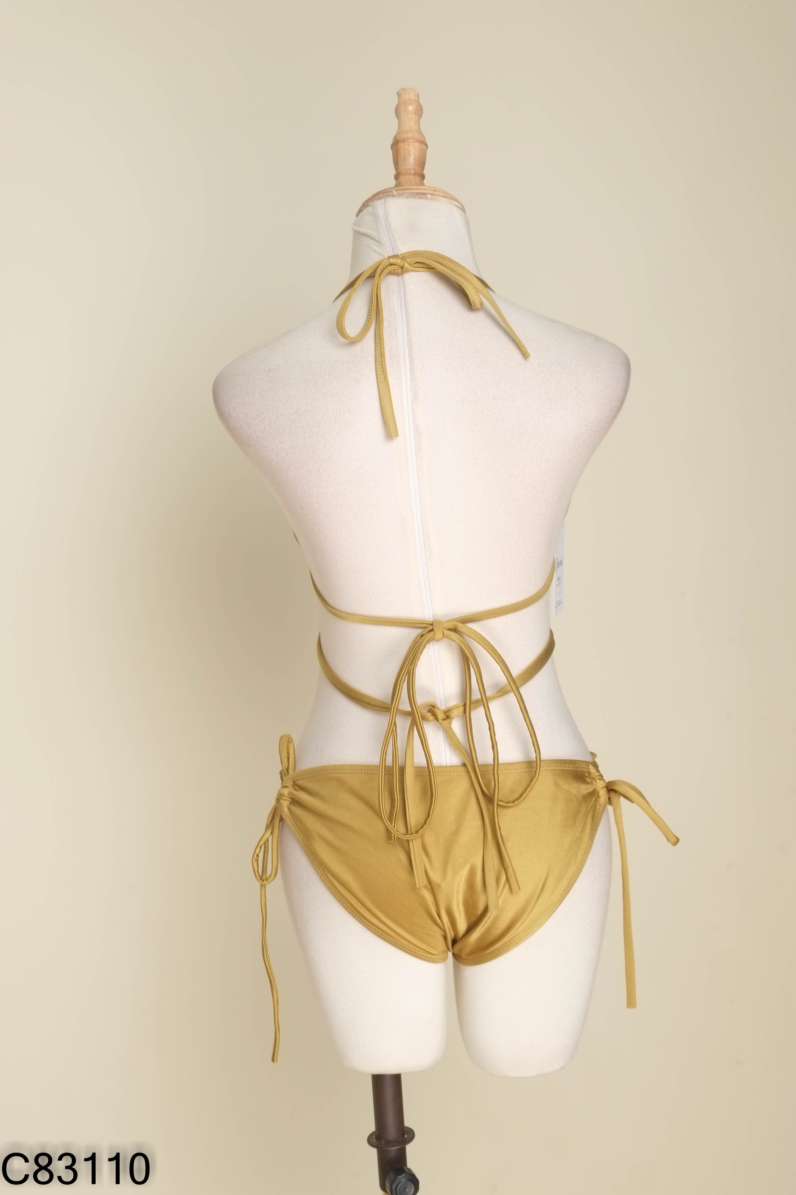 Set Bikini 2 mảnh vàng nhũ