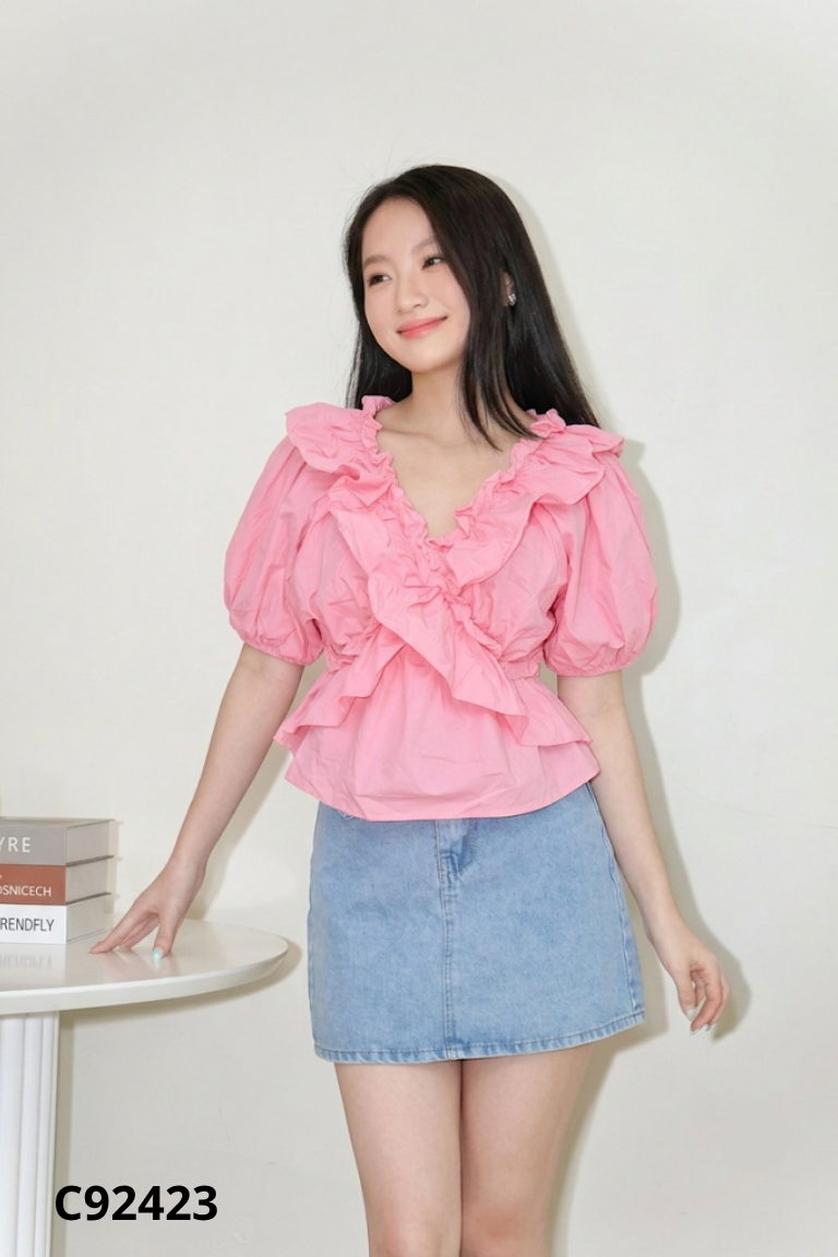 Set áo hồng phối bèo + chân váy jean