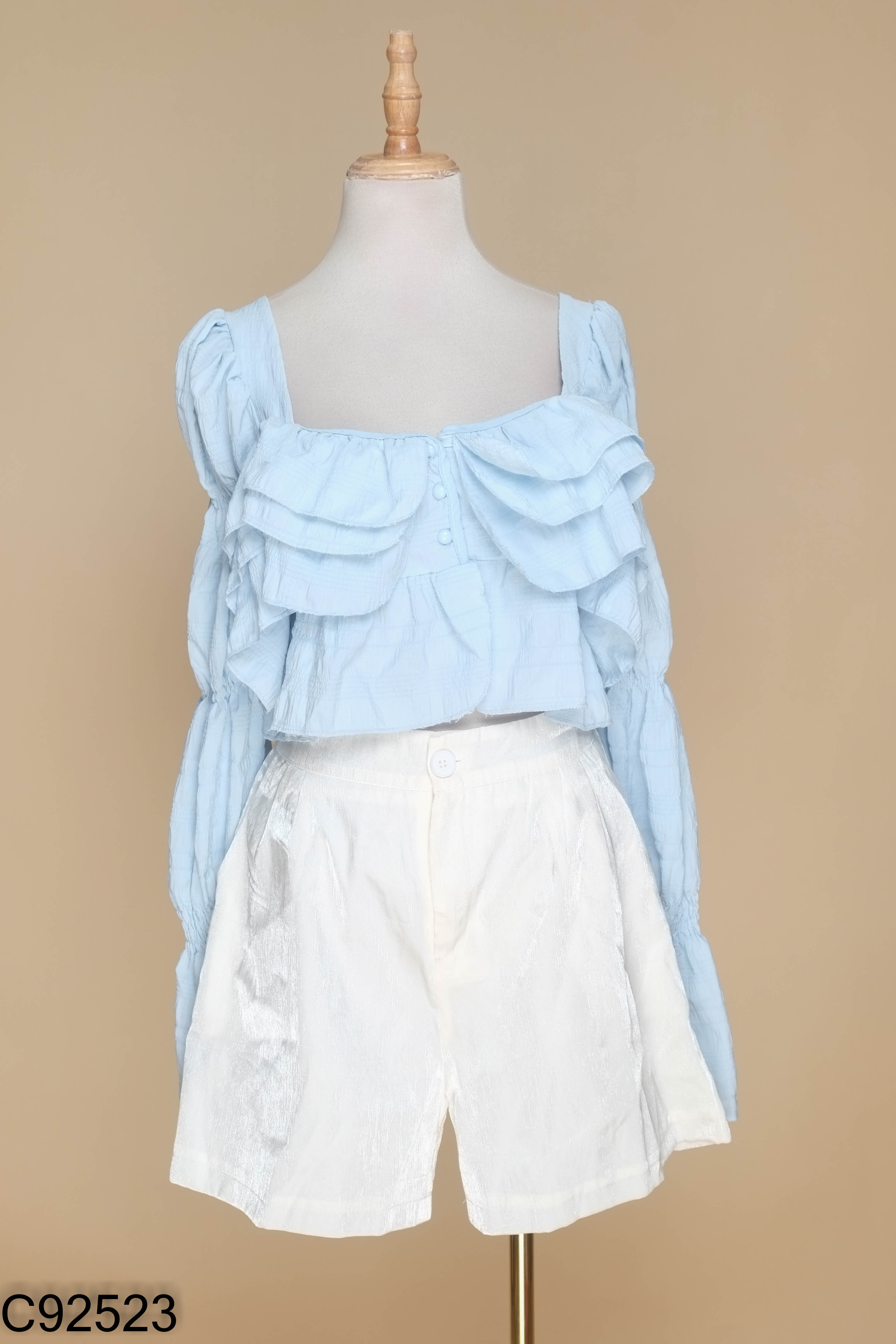 Set Áo croptop xanh điệu + Quần short be ánh