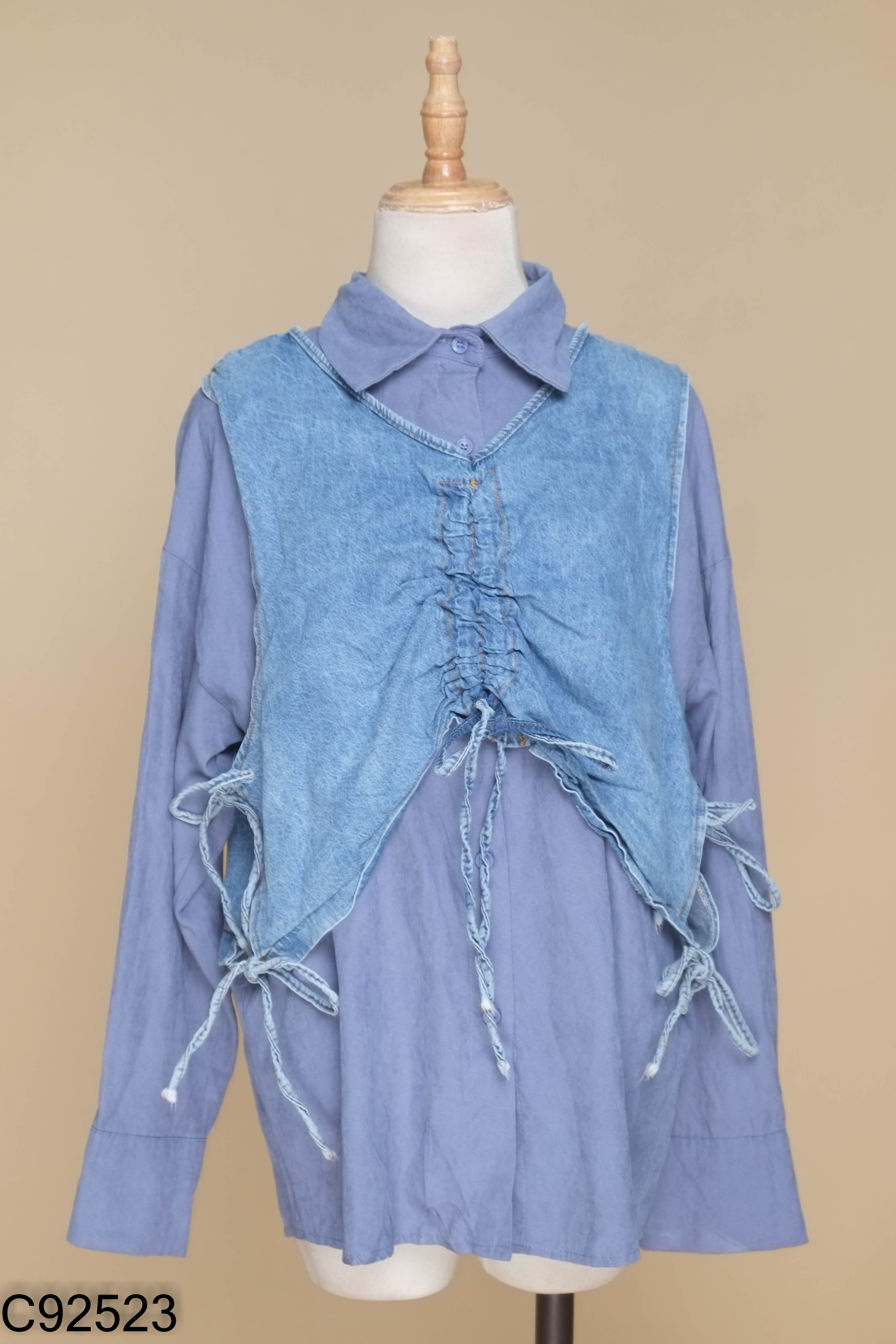 Set Áo sơ mi xanh + Áo gile jeans