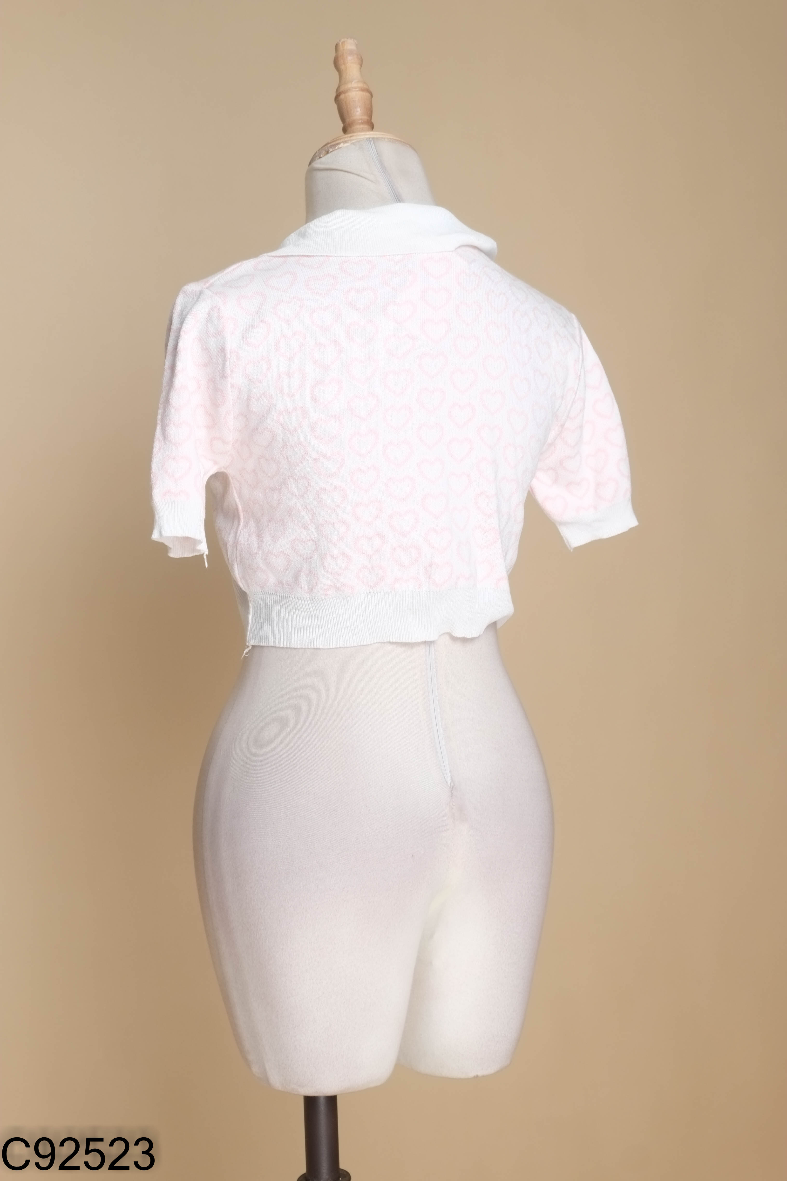 Áo croptop len hồng trắng