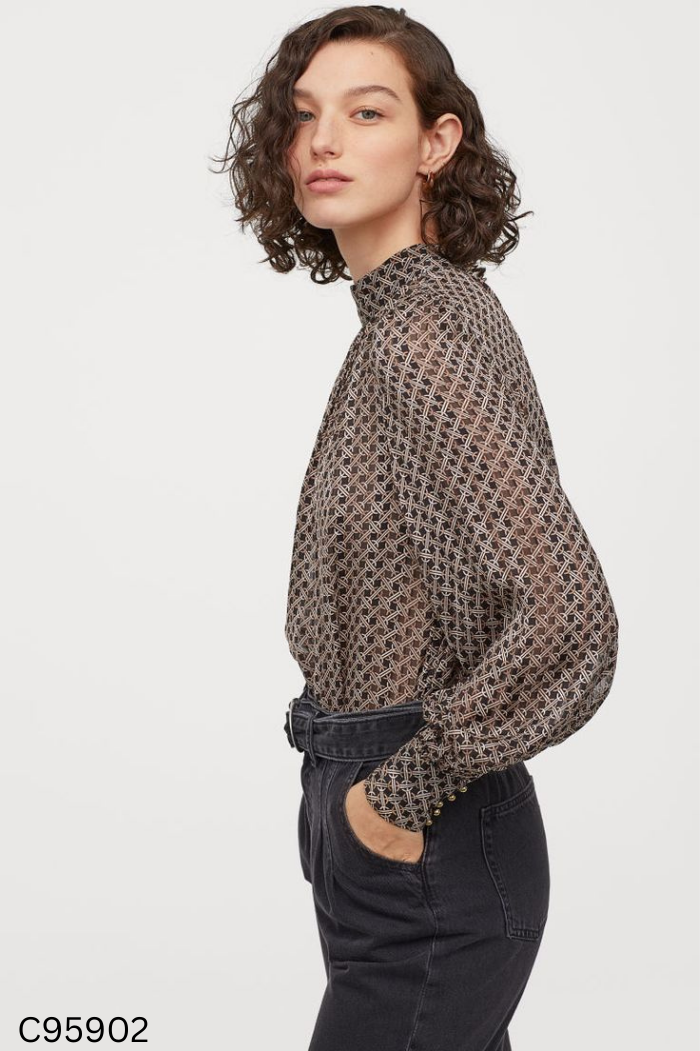 Áo H&M đen họa tiết nâu trắng