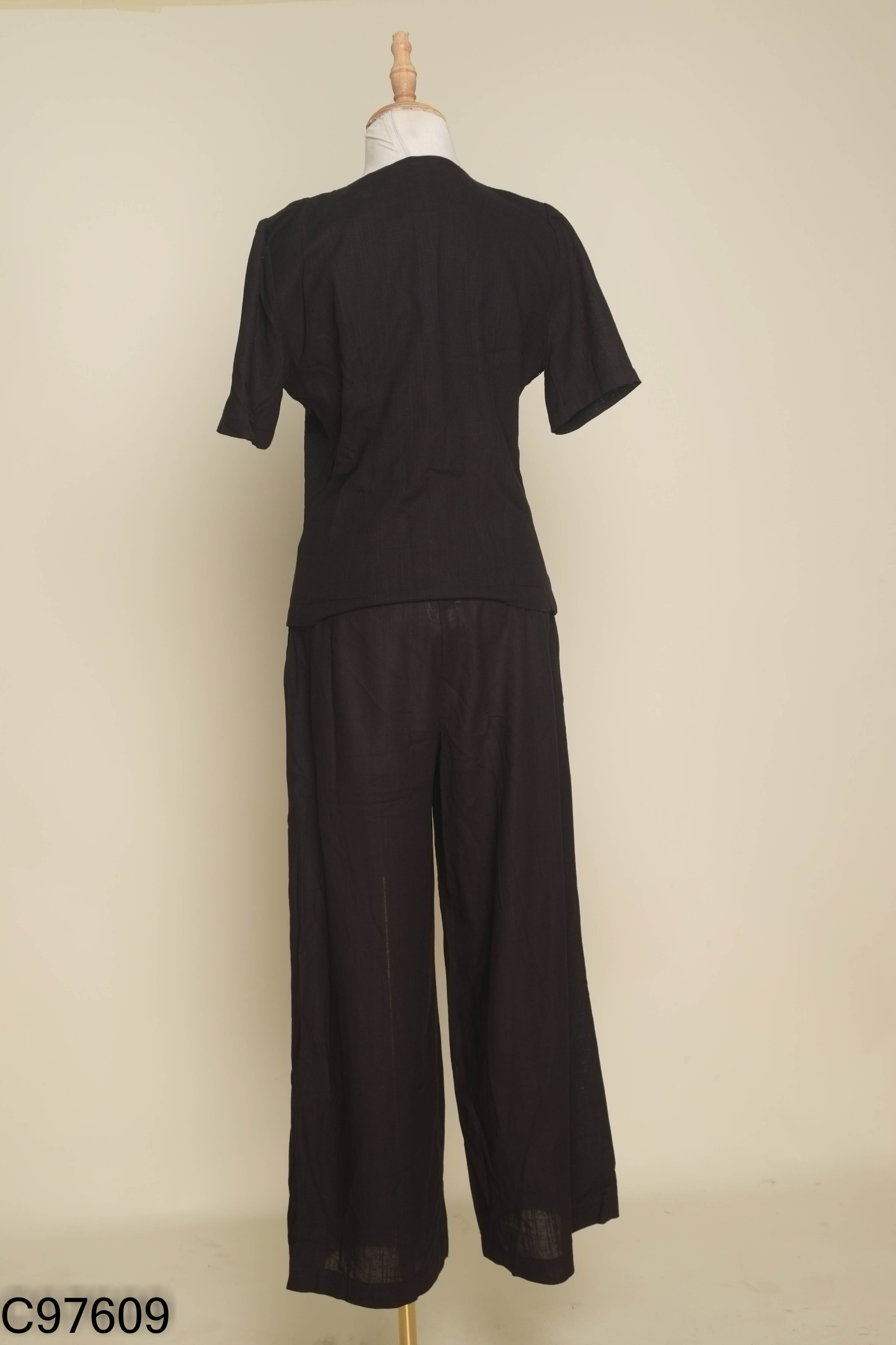 SET áo đen ren+ quần