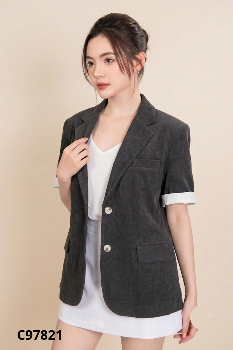 Áo blazer xám nhung tăm ngắn tay