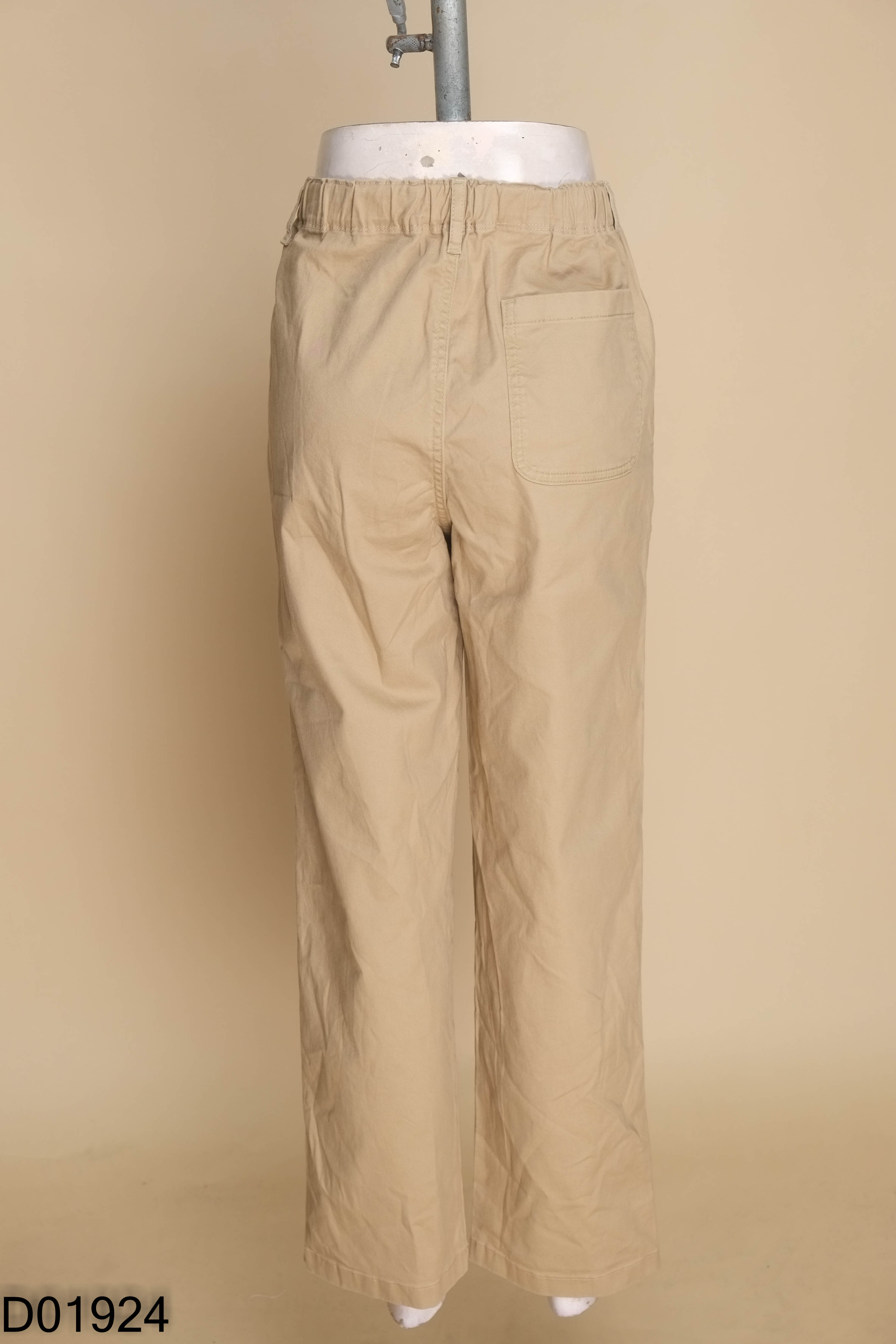 Quần UNIQLO kaki nâu