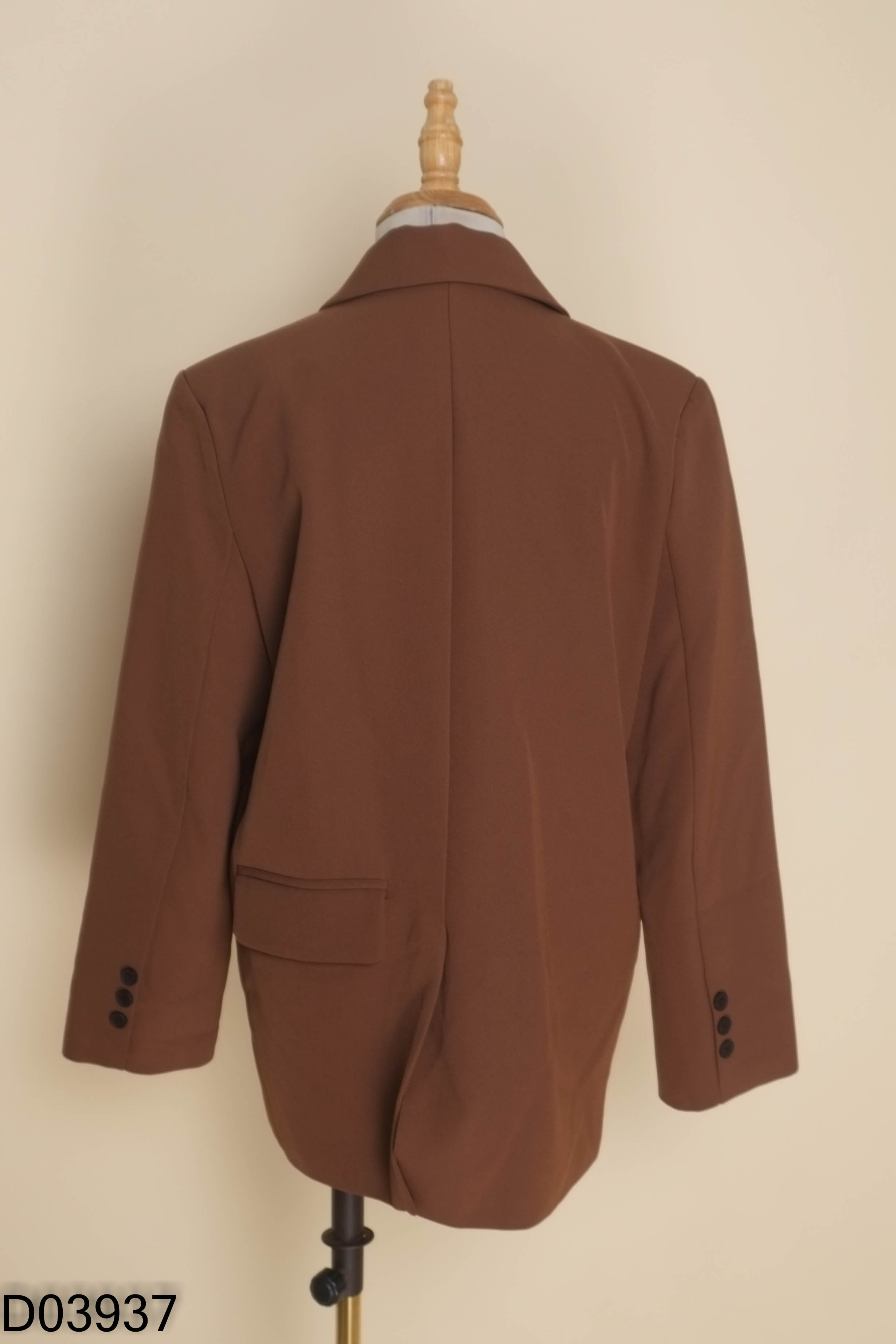 Áo blazers nâu trơn phối túi