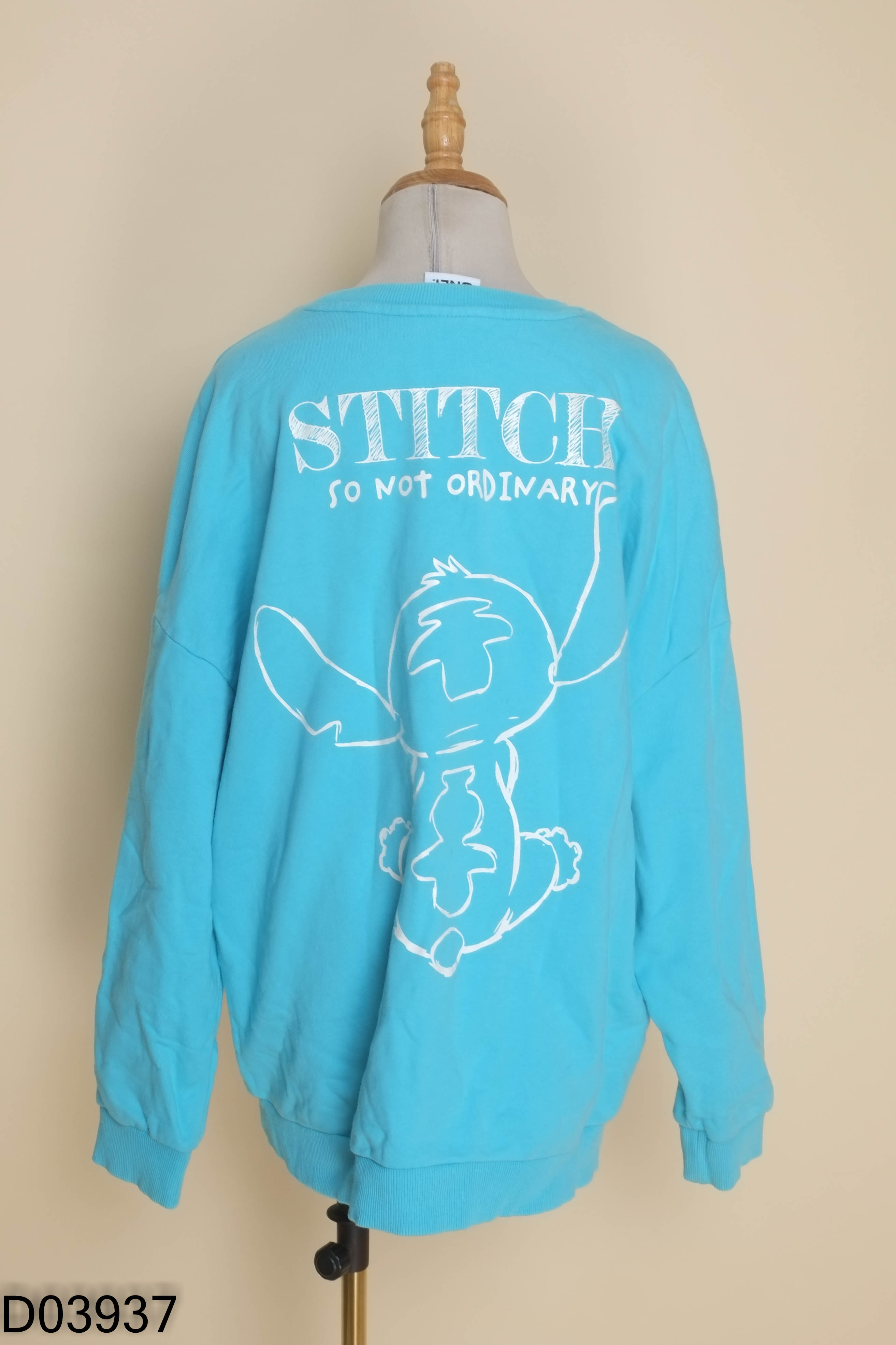 Áo sweater xanh ONLY họa tiết trắng