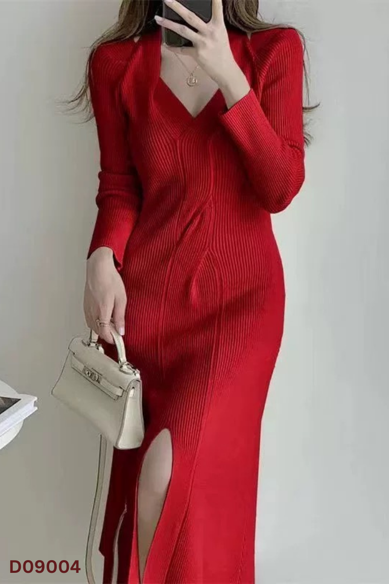 Váy len đỏ cổ tim