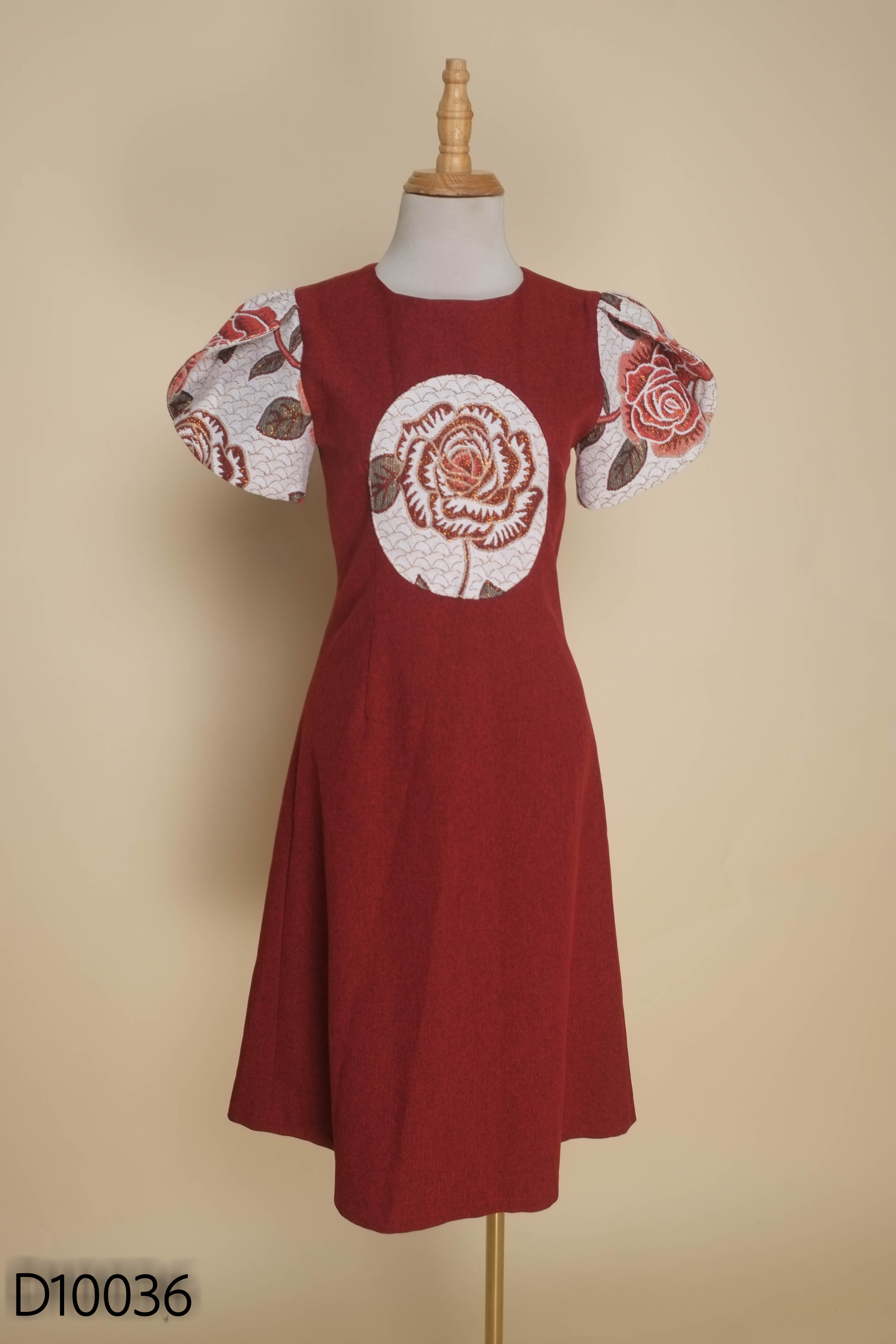 Váy đỏ RAPTHIETKE tay hoa