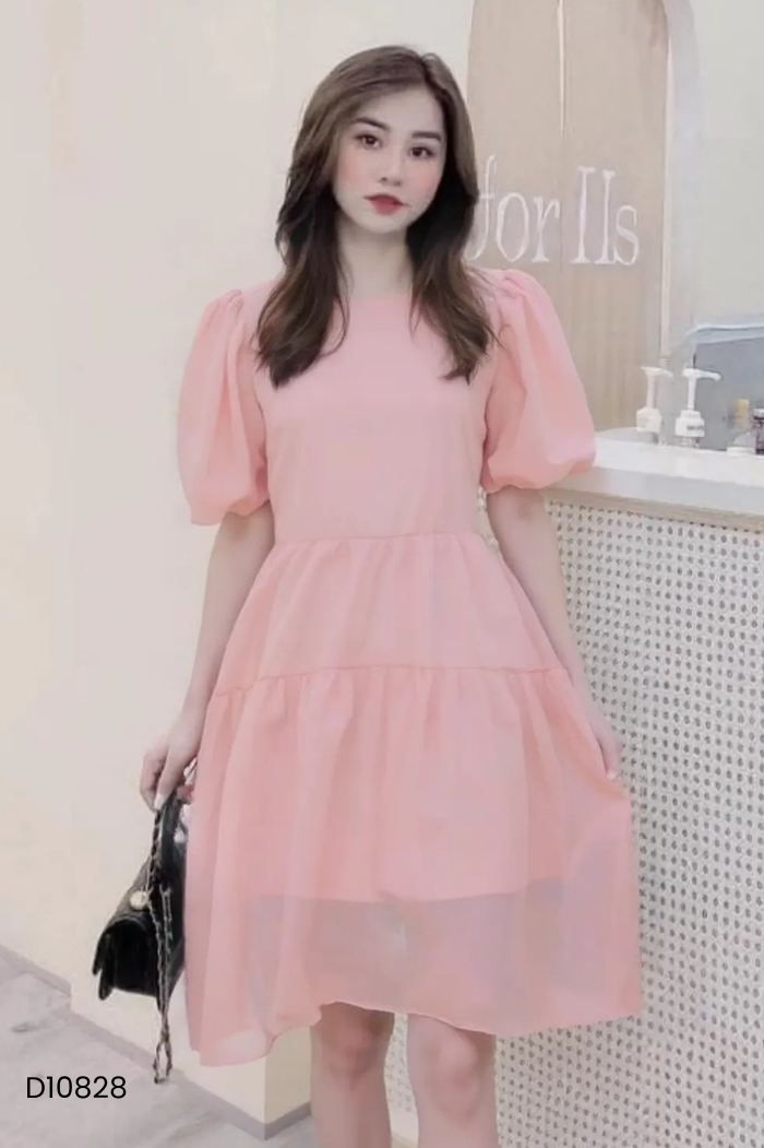 Váy MAI.NI.CHI hồng be